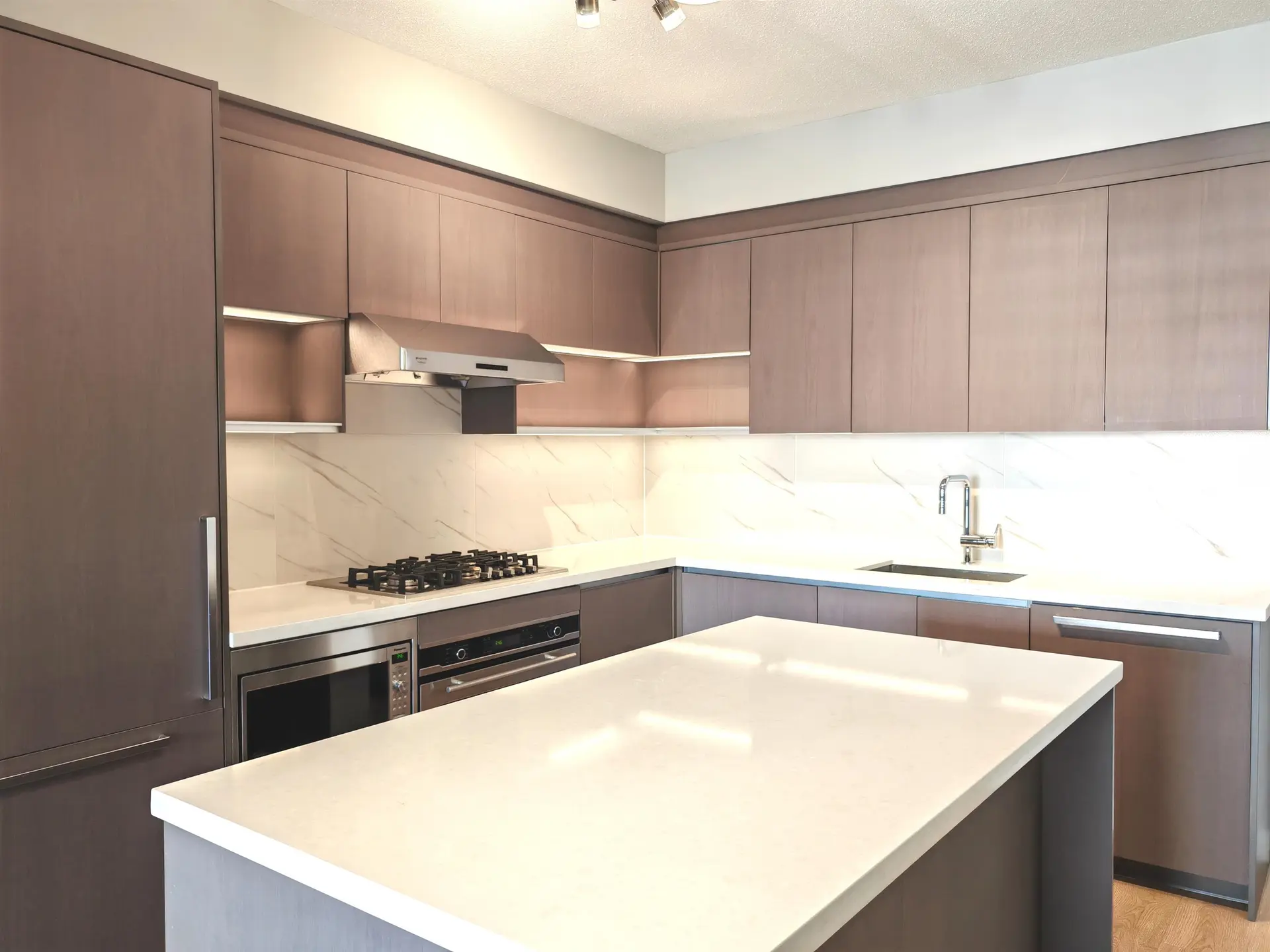 #305 9388 Odlin Road - Image 6