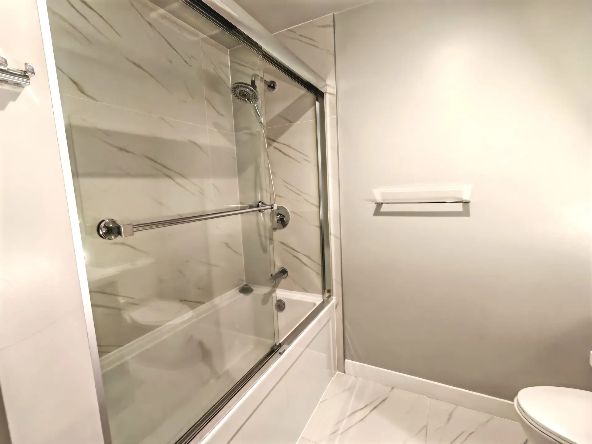 #305 9388 Odlin Road - Image 13