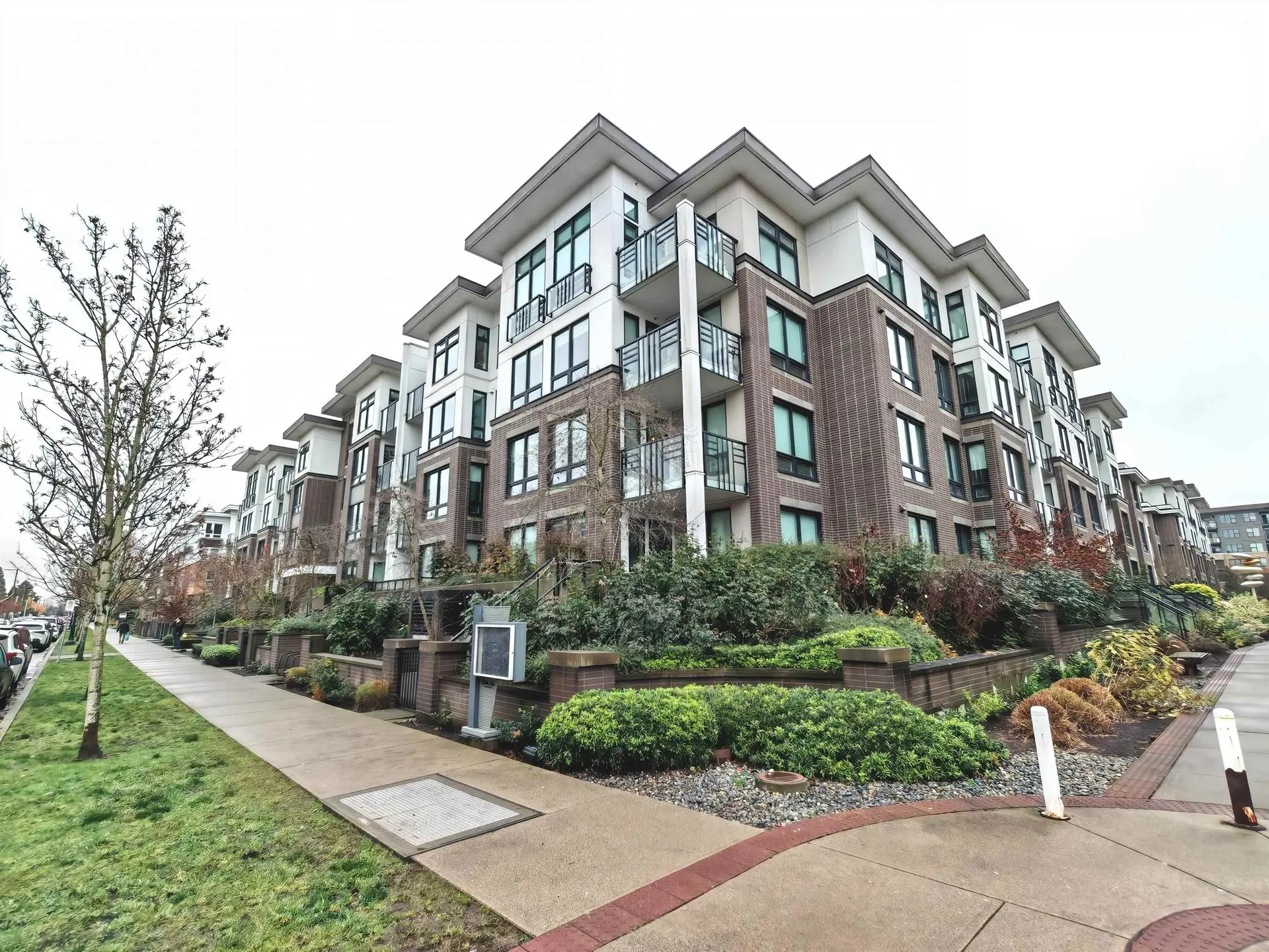 Property at #305 9388 Odlin Road, Richmond, BC