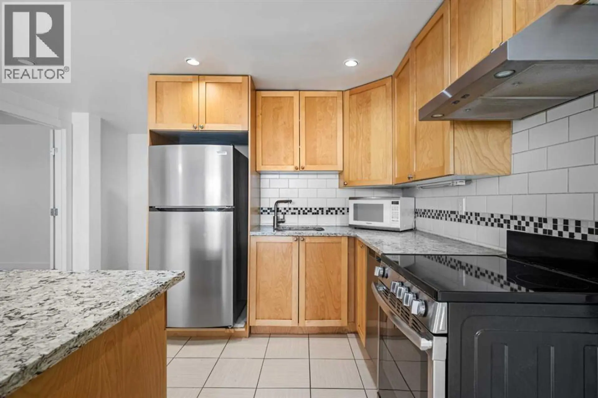 #104 2111 14 Street SW - Image 3