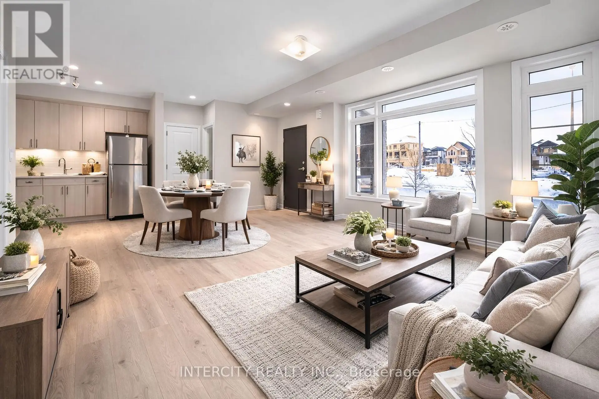 #13Z 565 TIM MANLEY AVENUE - Image 5