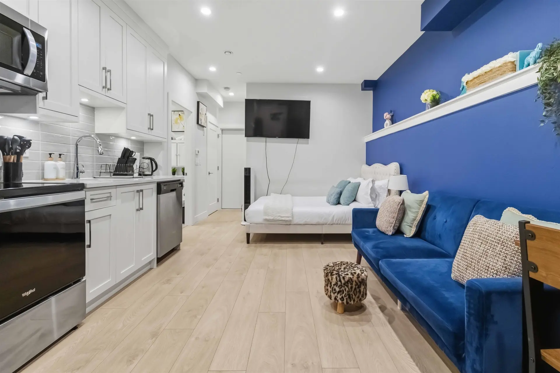 8375 French Street - Image 10
