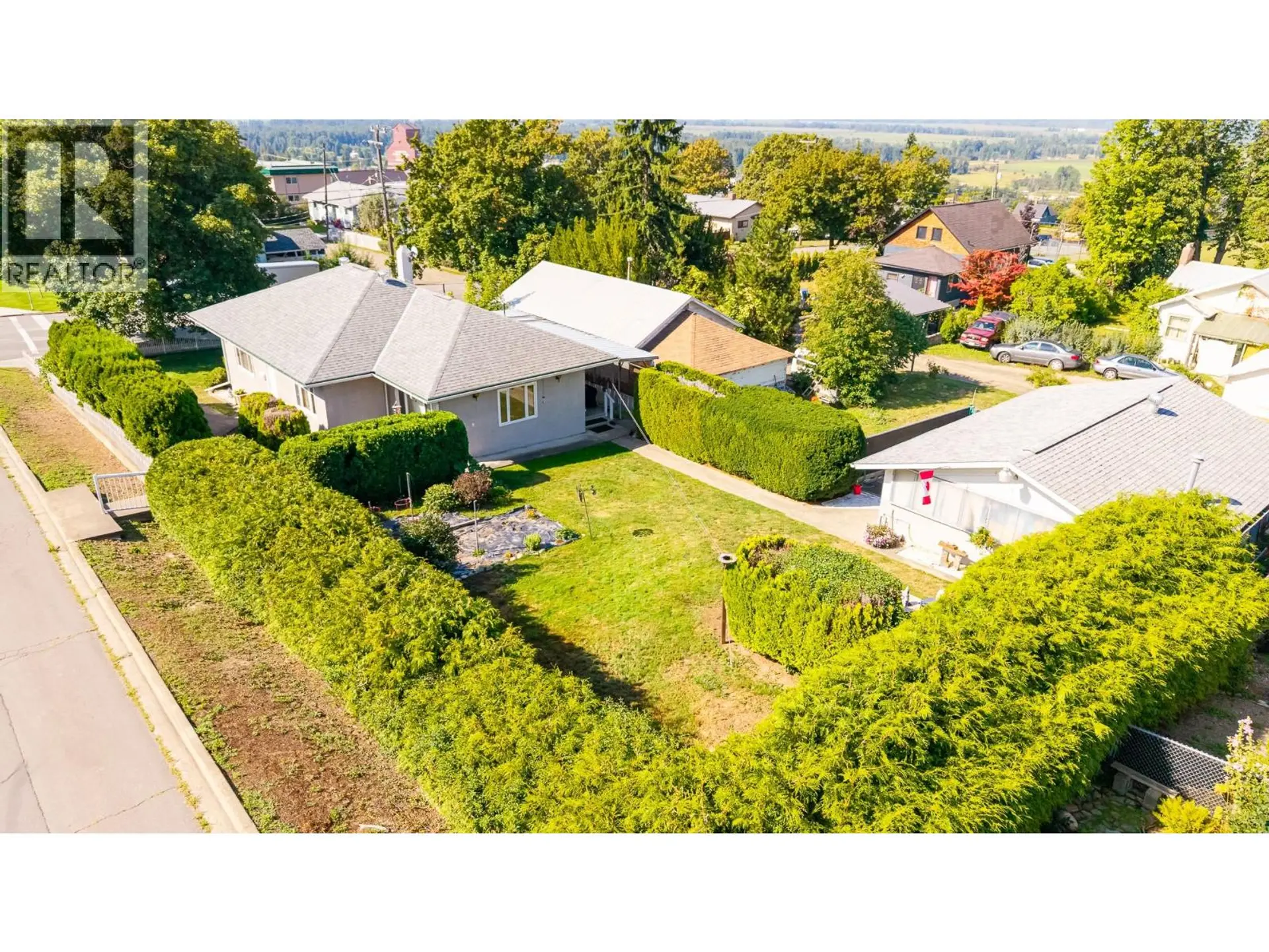 Property at 407 10th Avenue N, Creston, BC