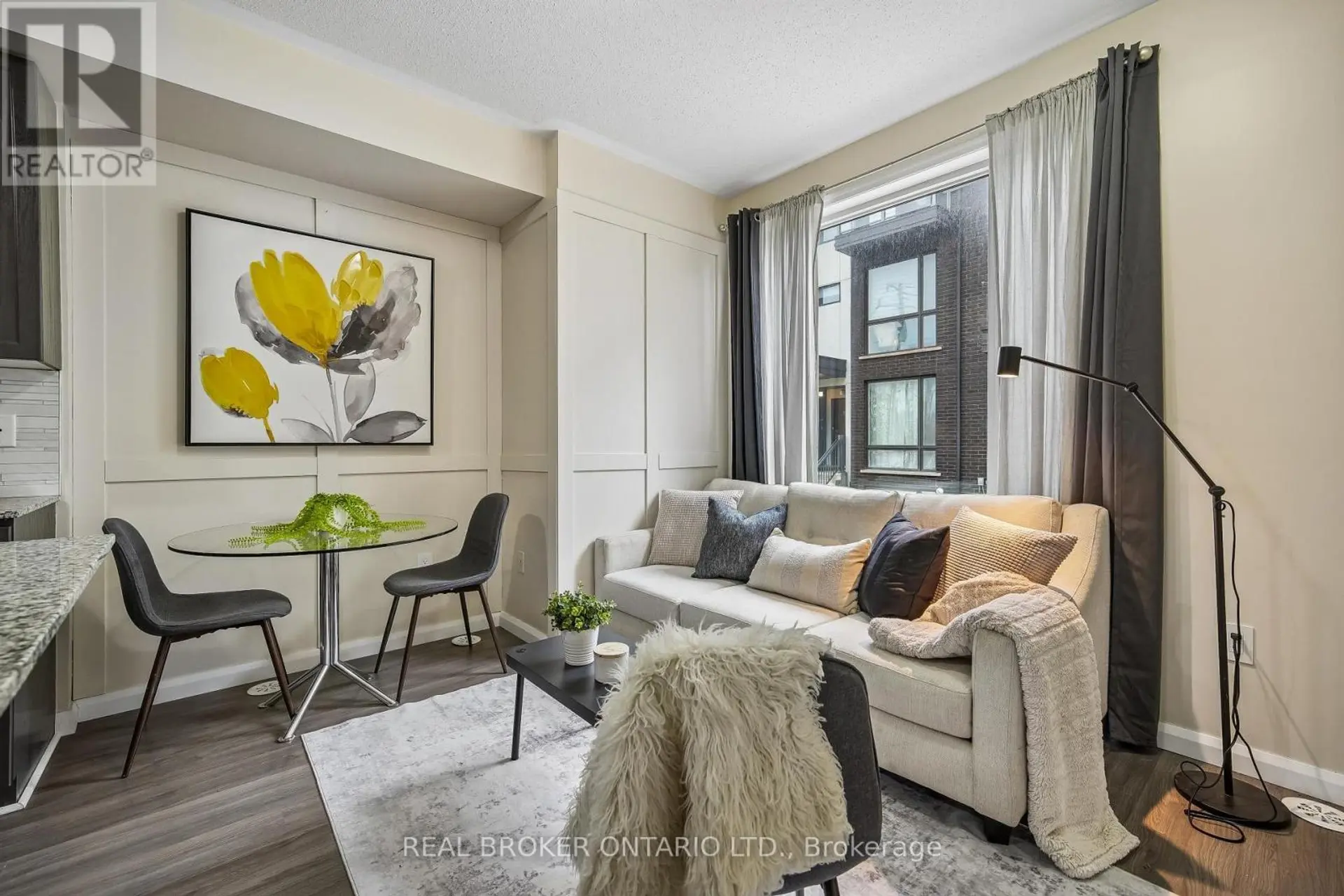 #46 26 FIELDWAY ROAD - Image 4