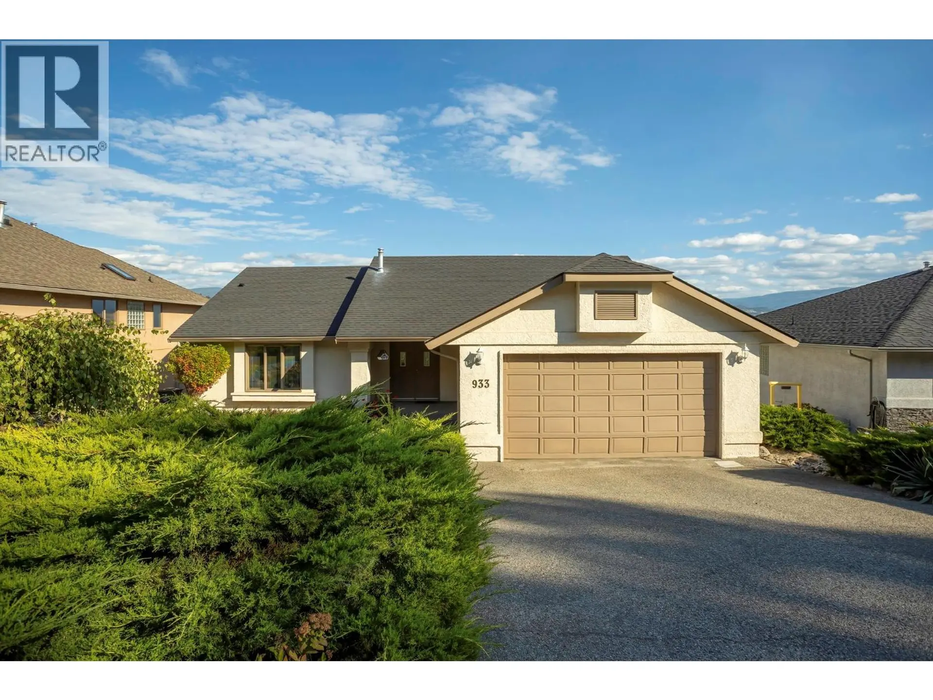 Property at 933 Purcell Drive, Kelowna, BC