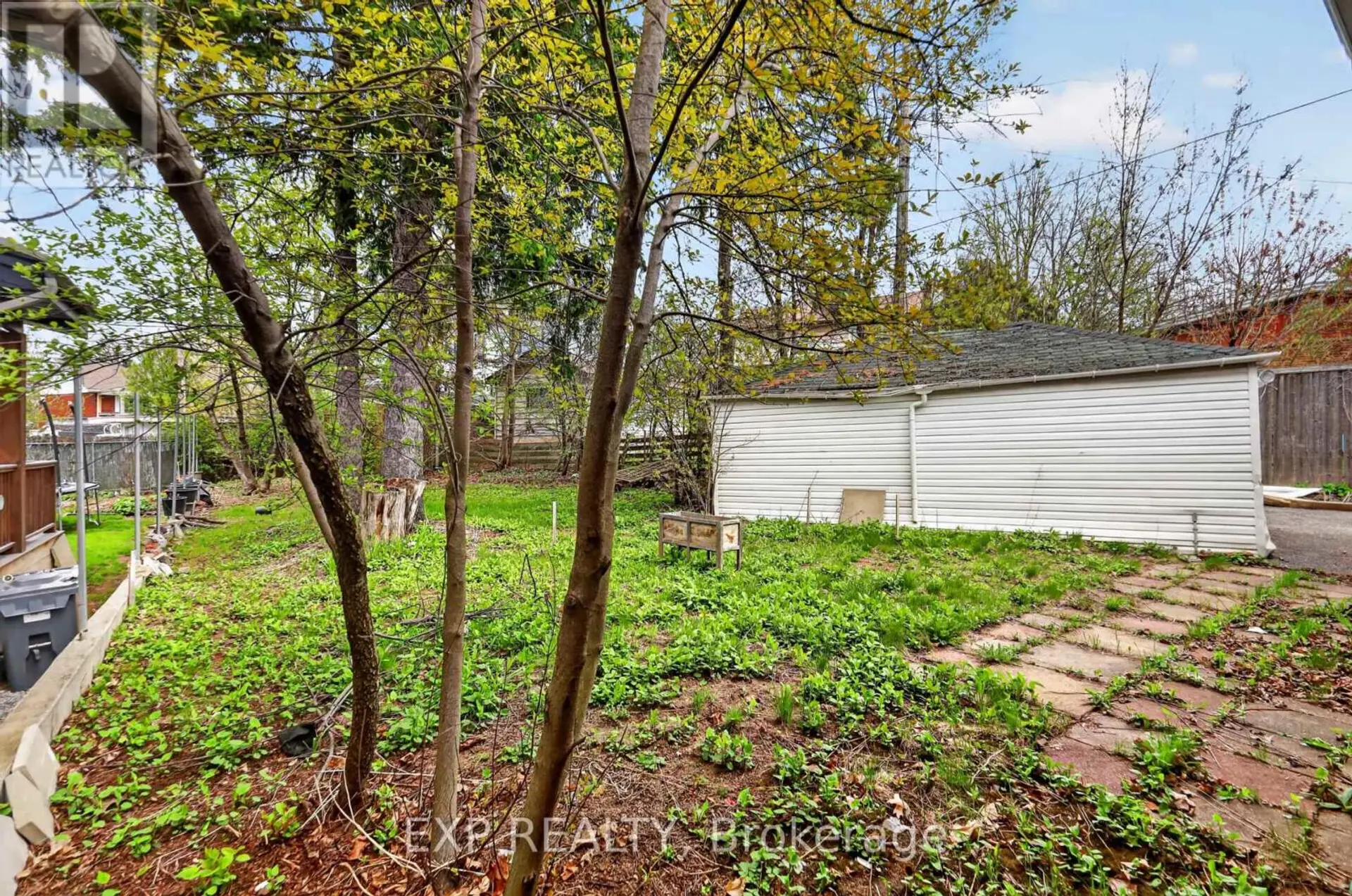 1255 EVANS BOULEVARD N - Image 14