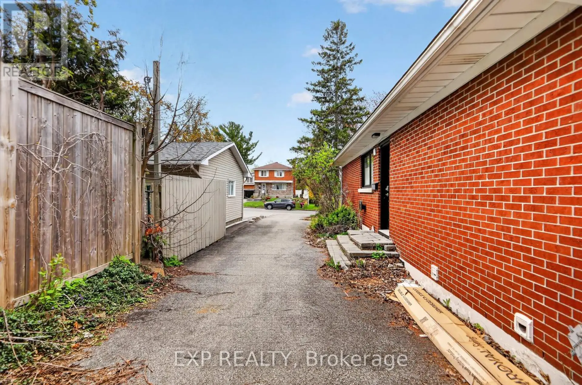 1255 EVANS BOULEVARD N - Image 4