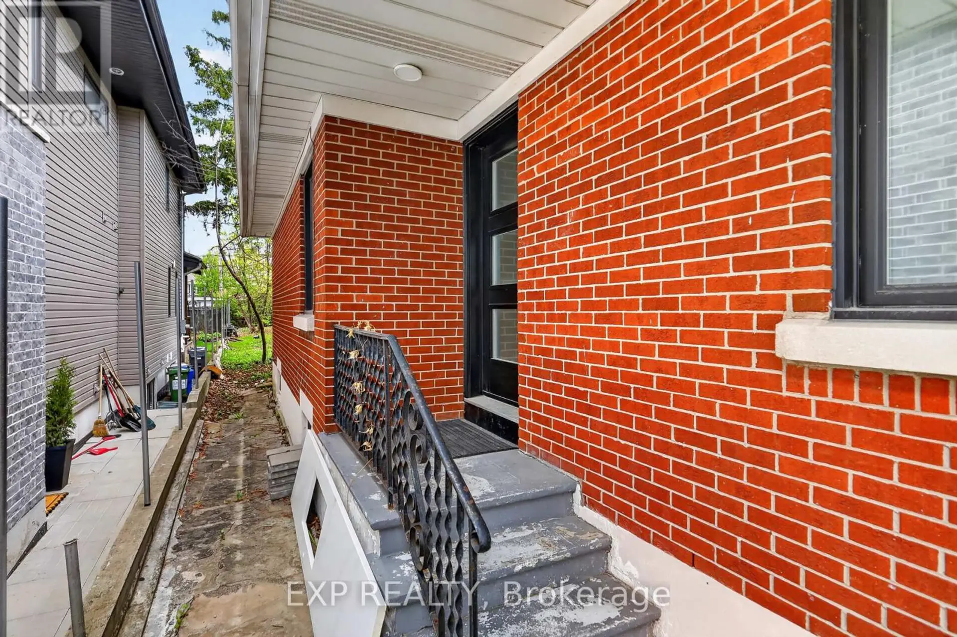 1255 EVANS BOULEVARD N - Image 6