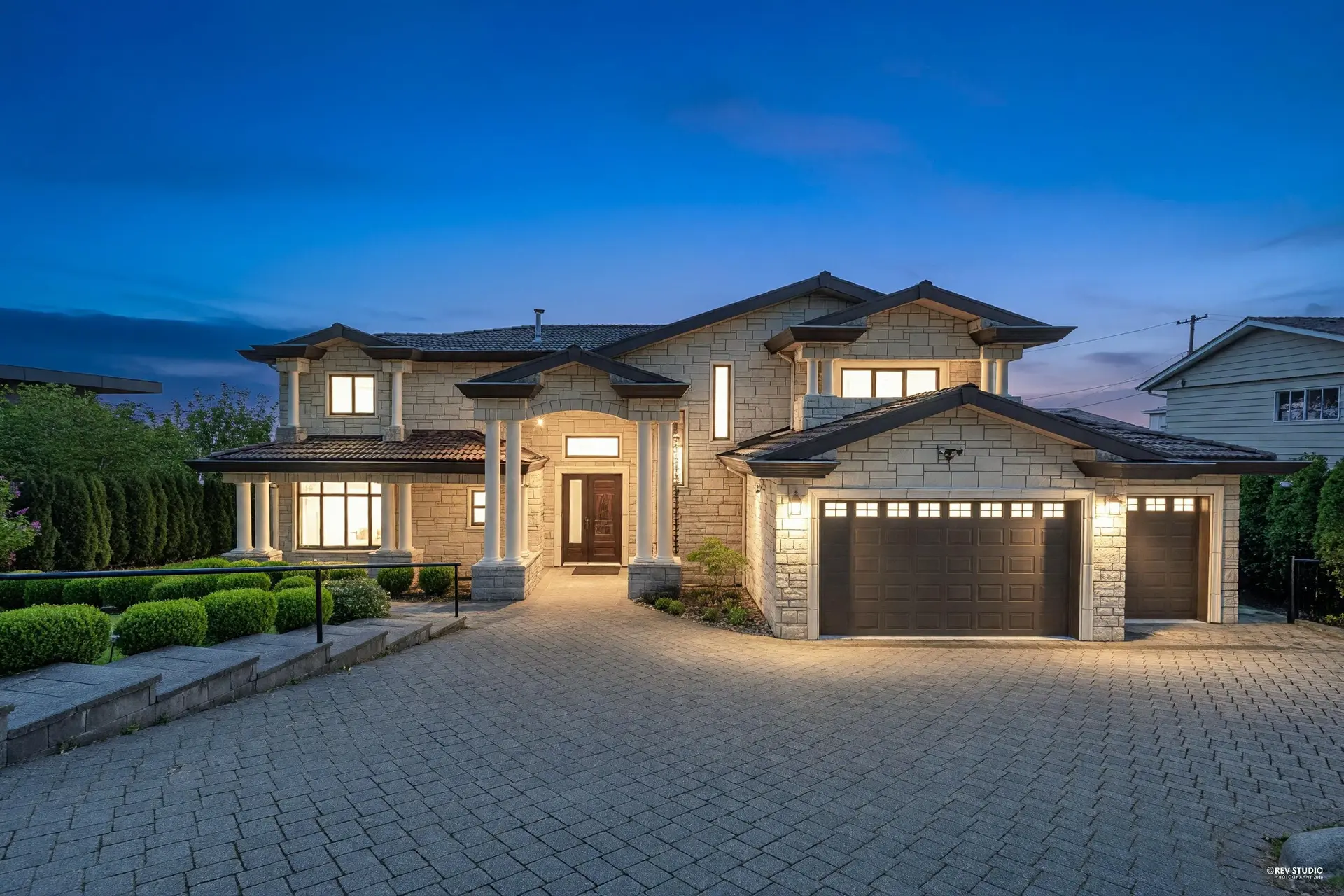 Property at 1118 Crestline Road, West Vancouver, BC