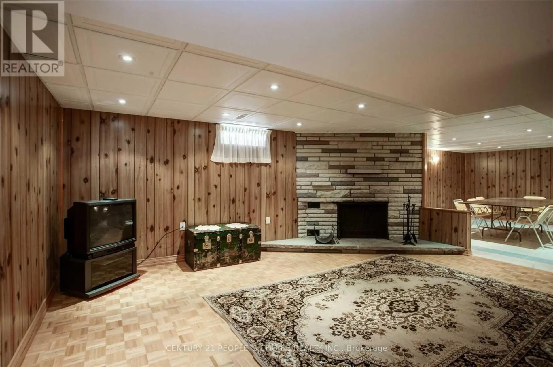 329 JEFFCOAT DRIVE - Image 6