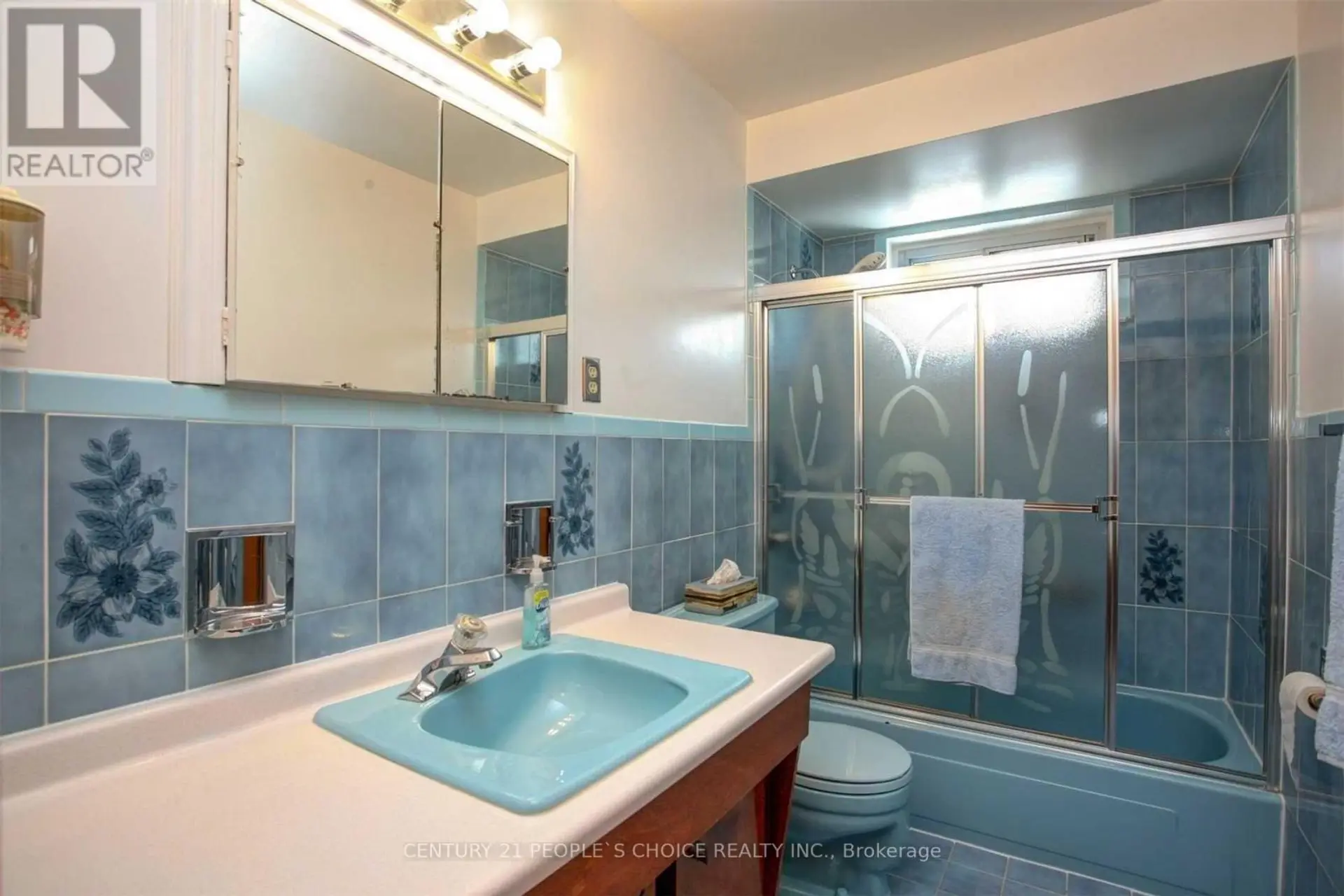 329 JEFFCOAT DRIVE - Image 8