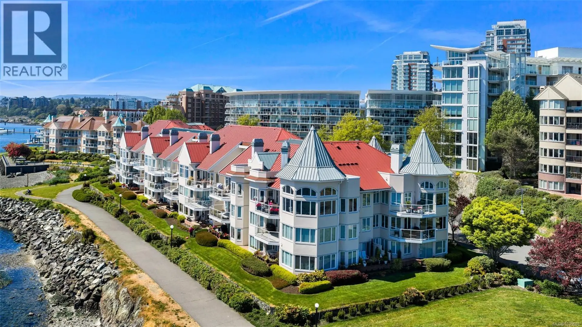 Property at #305 55 Songhees Rd, Victoria, BC
