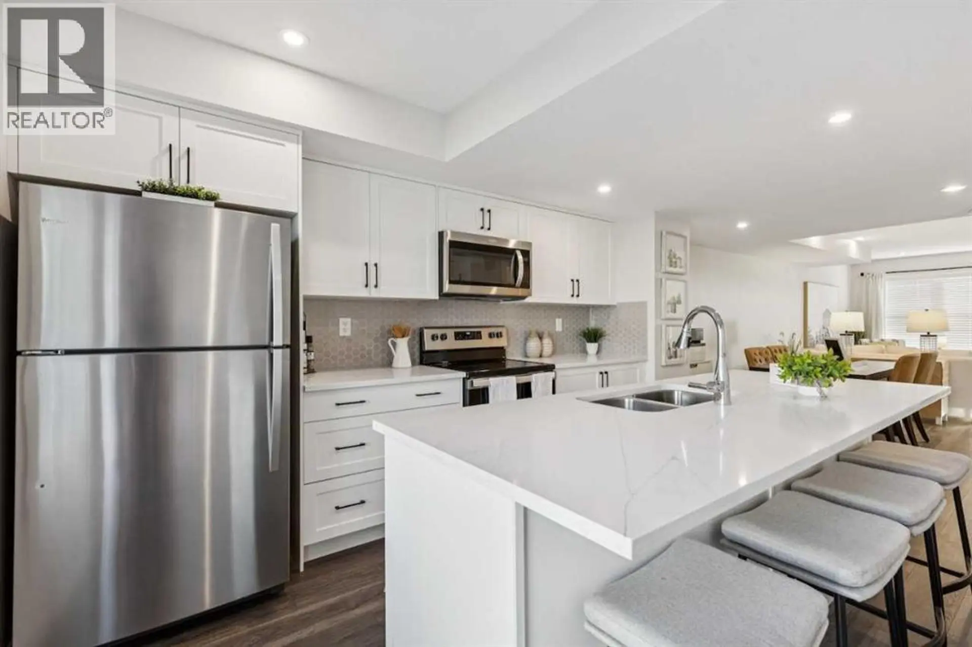 #111 63 Belmont Passage SW - Image 6