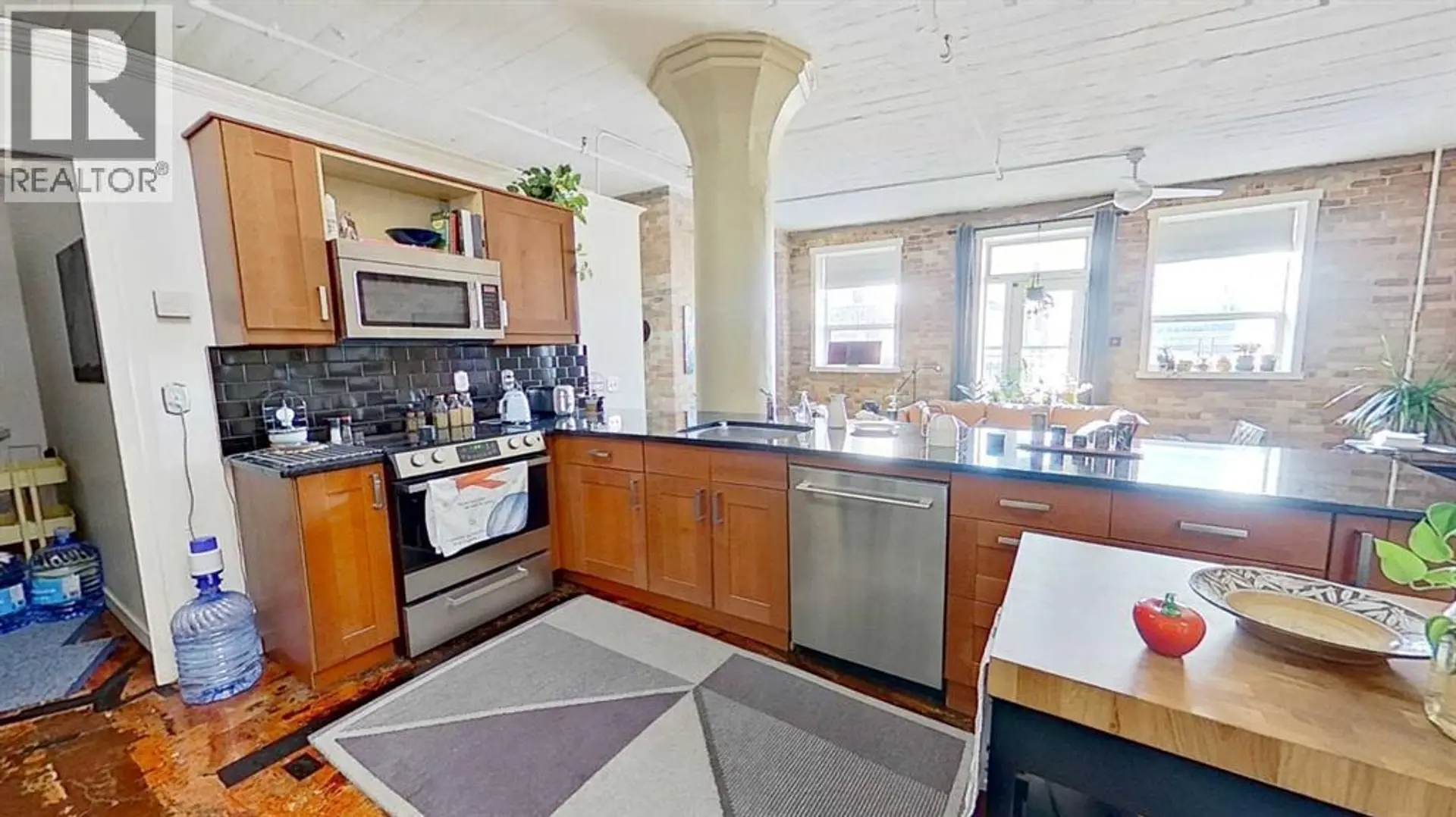 #409 240 11 Avenue SW - Image 5