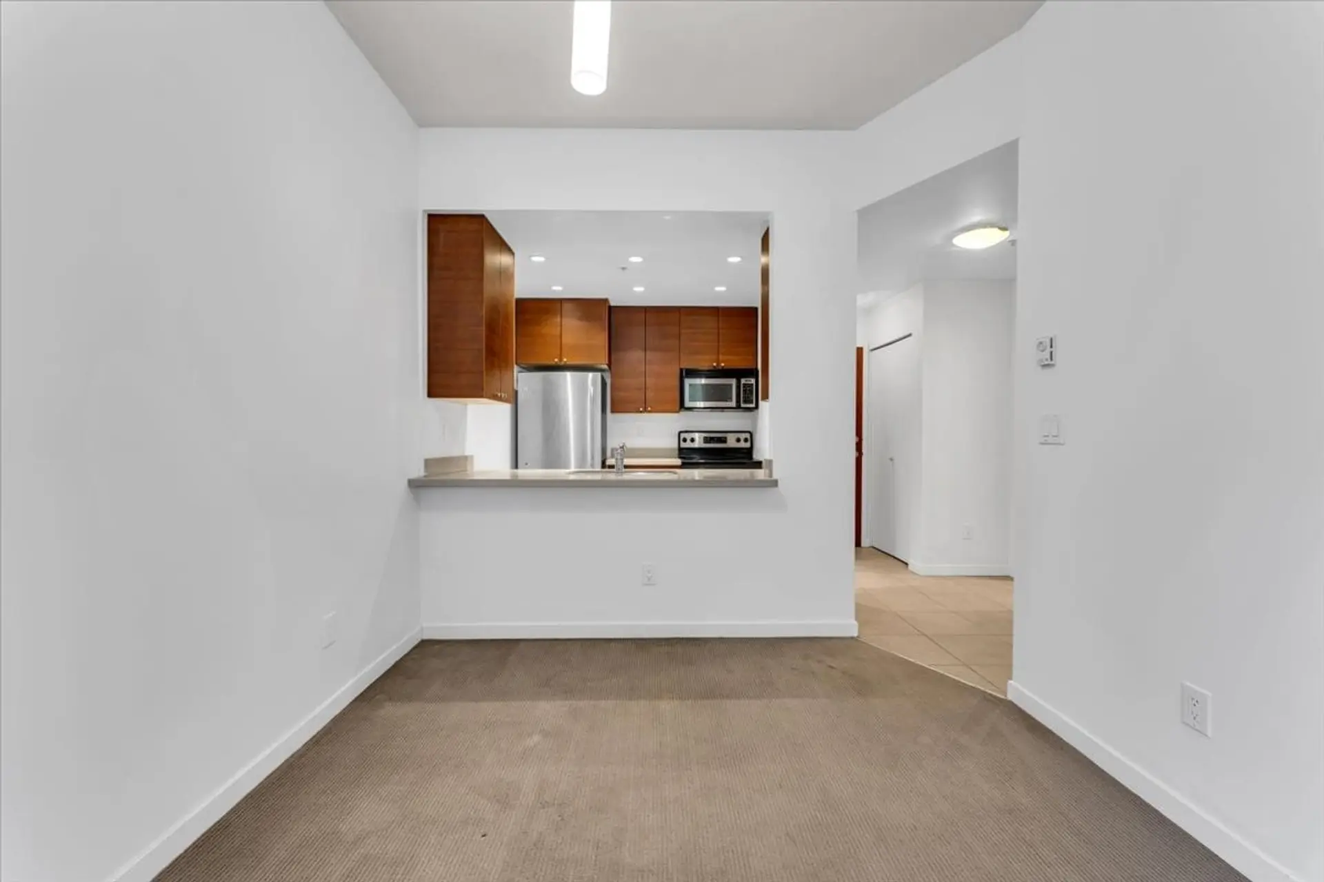 #313 1010 Howe Street - Image 15