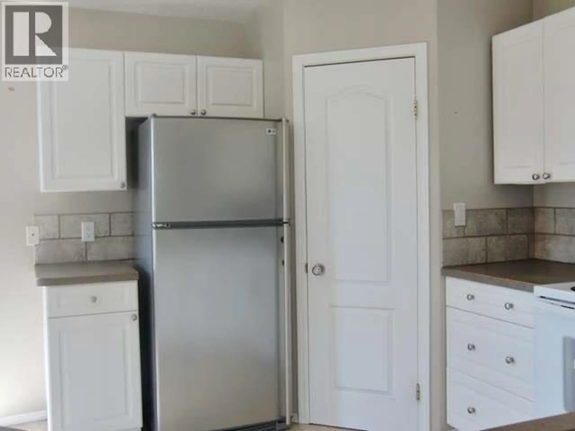 509 99 Avenue - Image 3