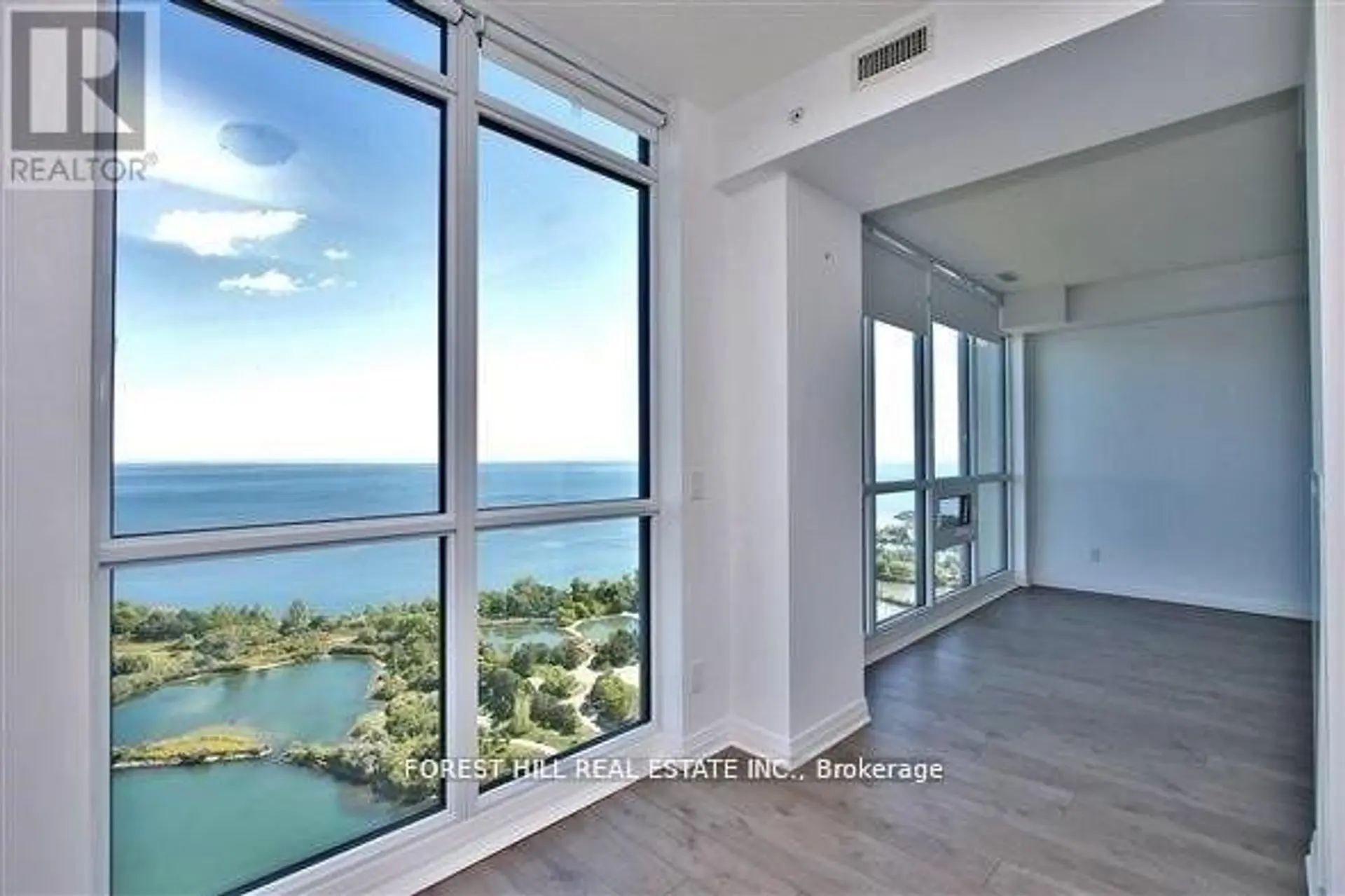 #3503 59 ANNIE CRAIG DRIVE - Image 3