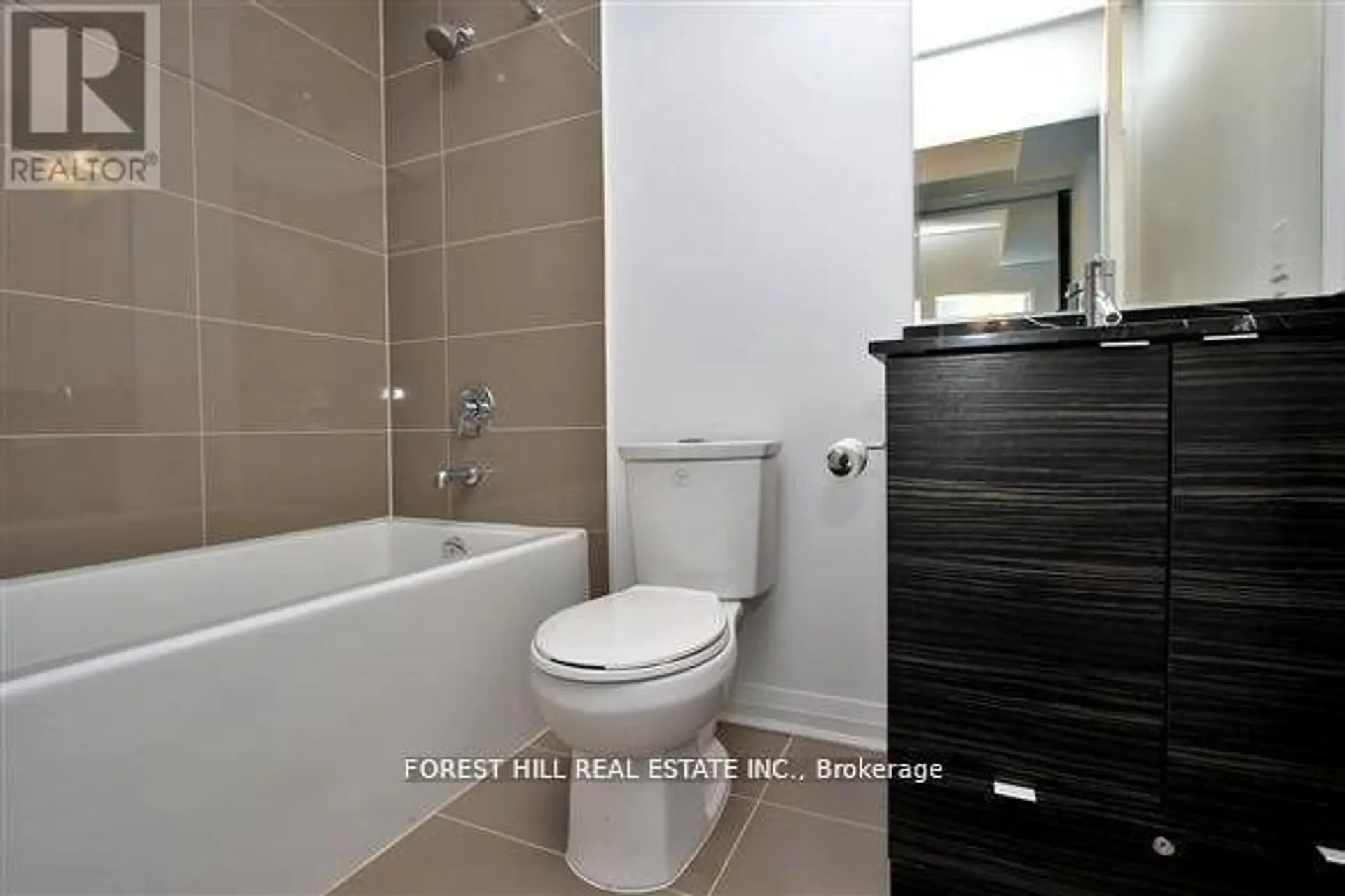 #3503 59 ANNIE CRAIG DRIVE - Image 7