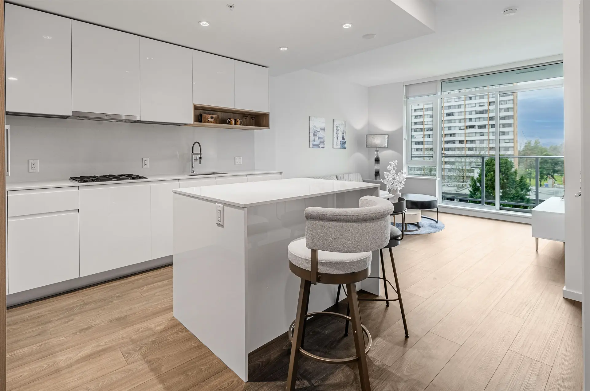 #528 6300 Minoru Boulevard - Image 2