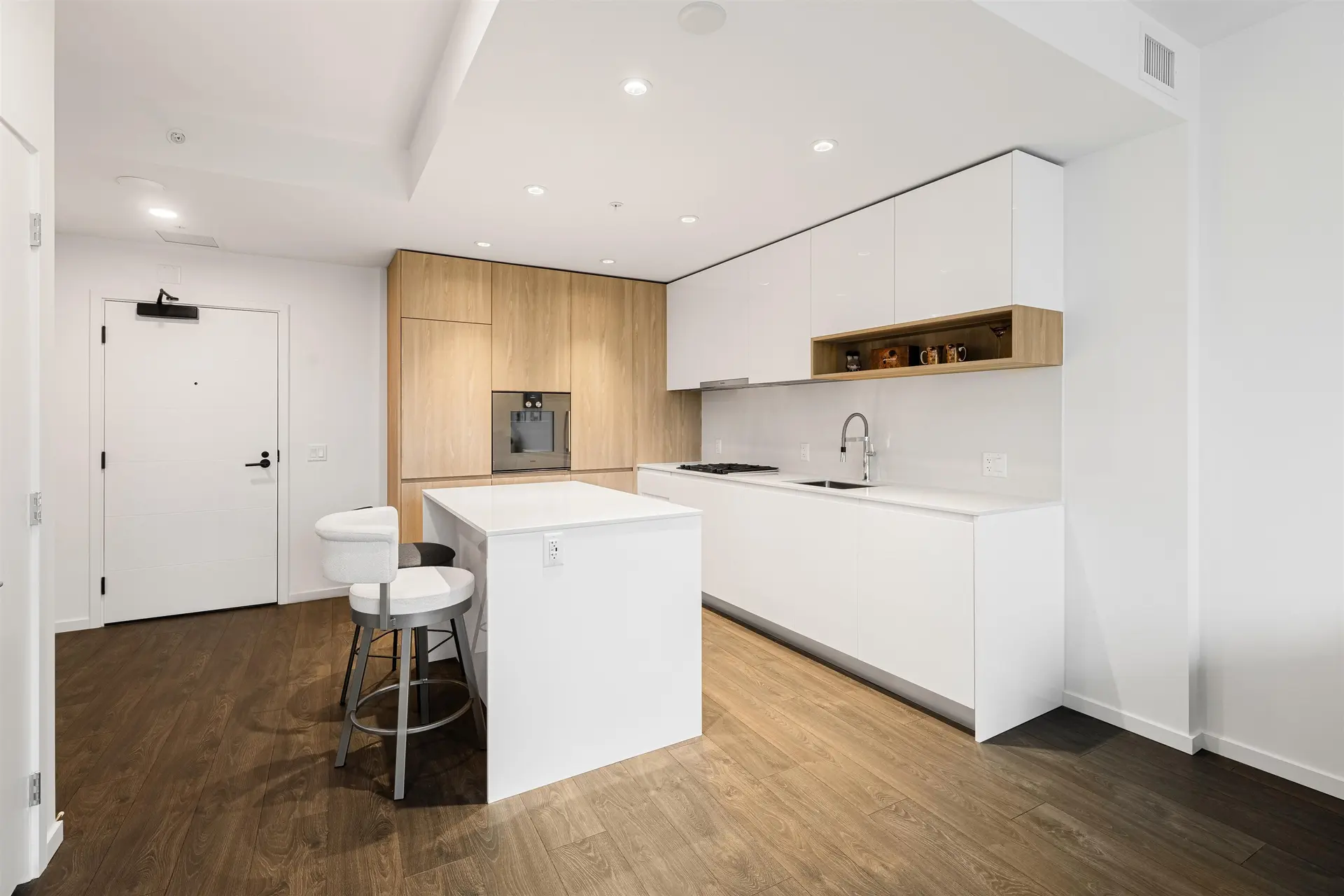 #528 6300 Minoru Boulevard - Image 4