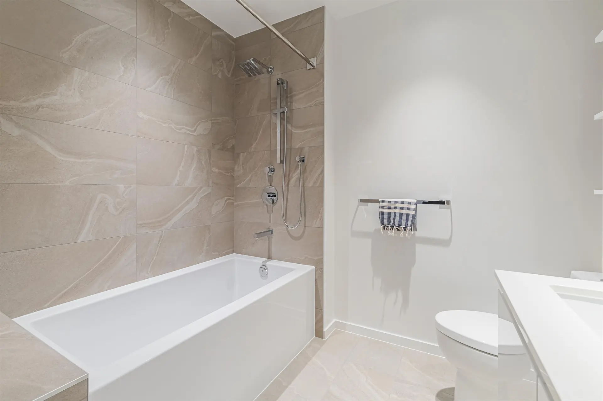 #528 6300 Minoru Boulevard - Image 8