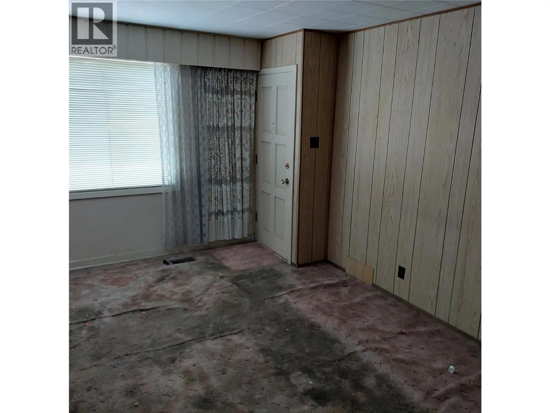 3220 35 Street - Image 3