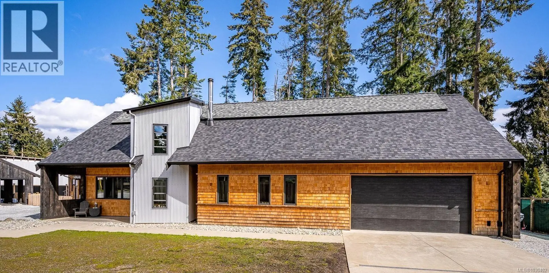 Property at 4615 Thompson Clarke Dr E, Bowser, BC