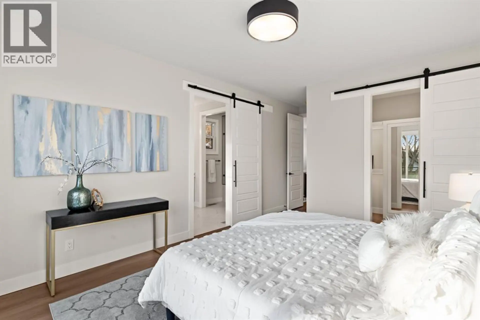 4614 22 Avenue NW - Image 18
