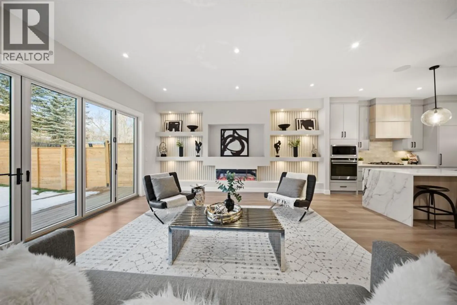 4614 22 Avenue NW - Image 12
