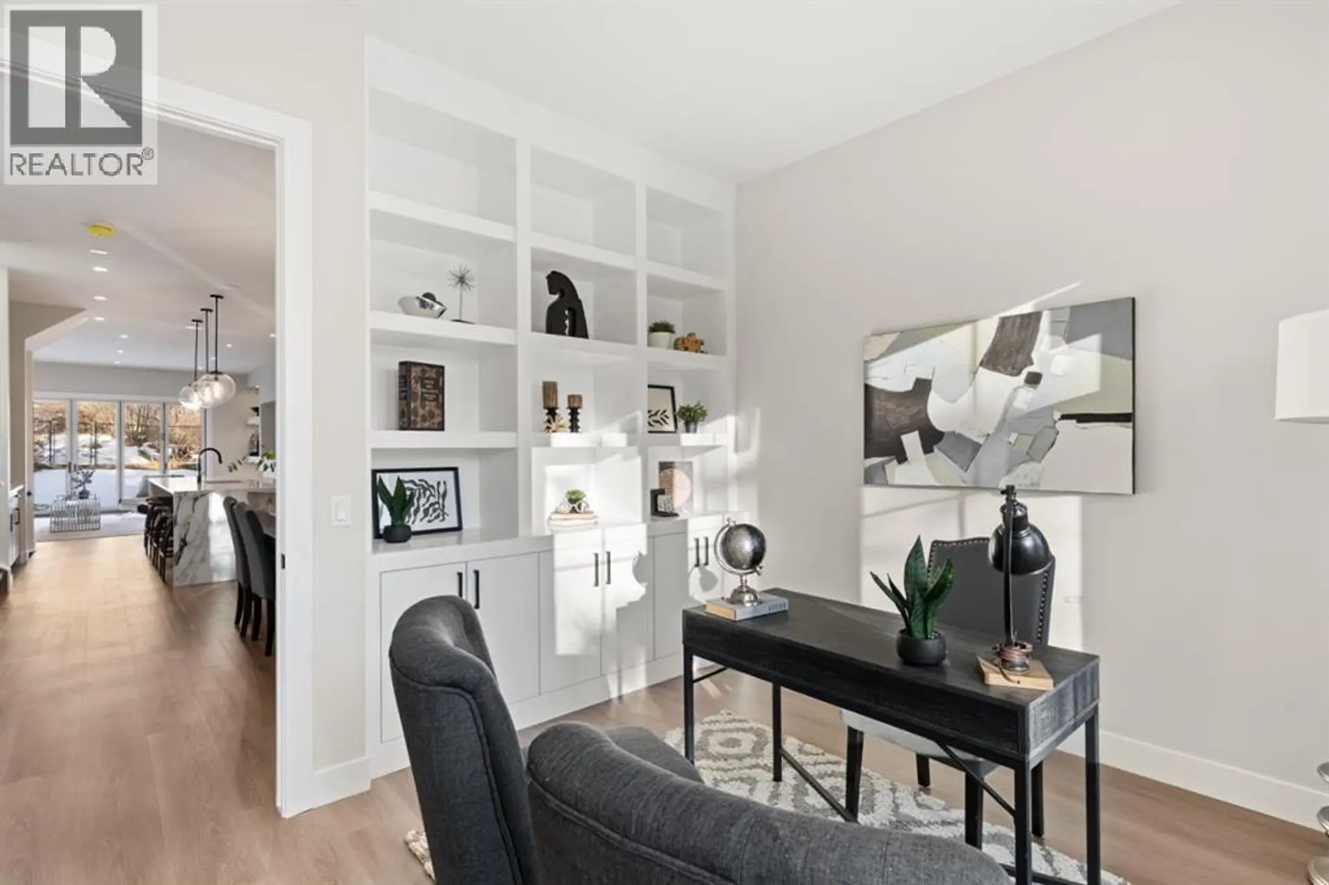 4614 22 Avenue NW - Image 8