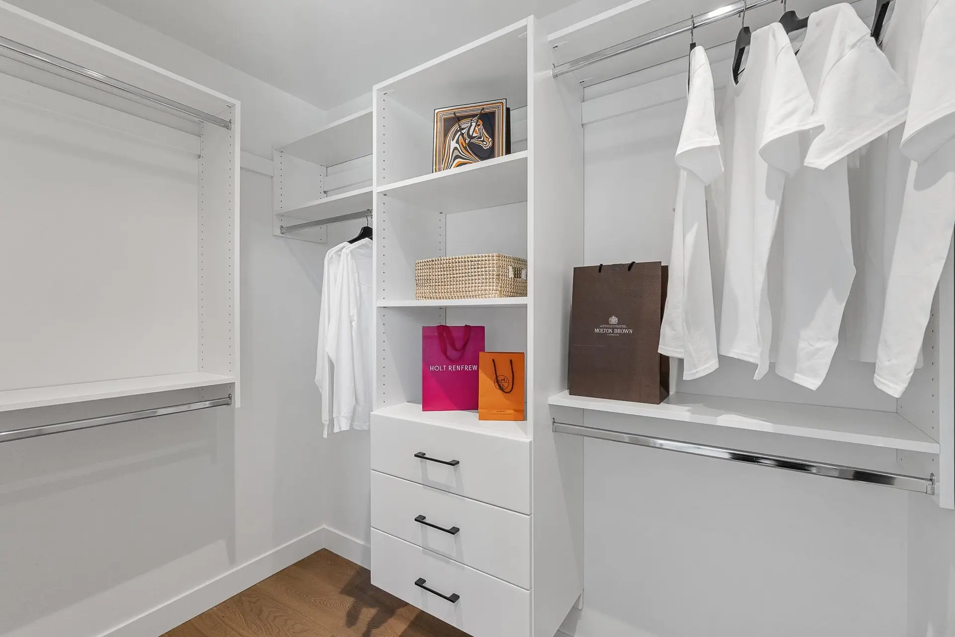 #4 1860 Moore Avenue - Image 10