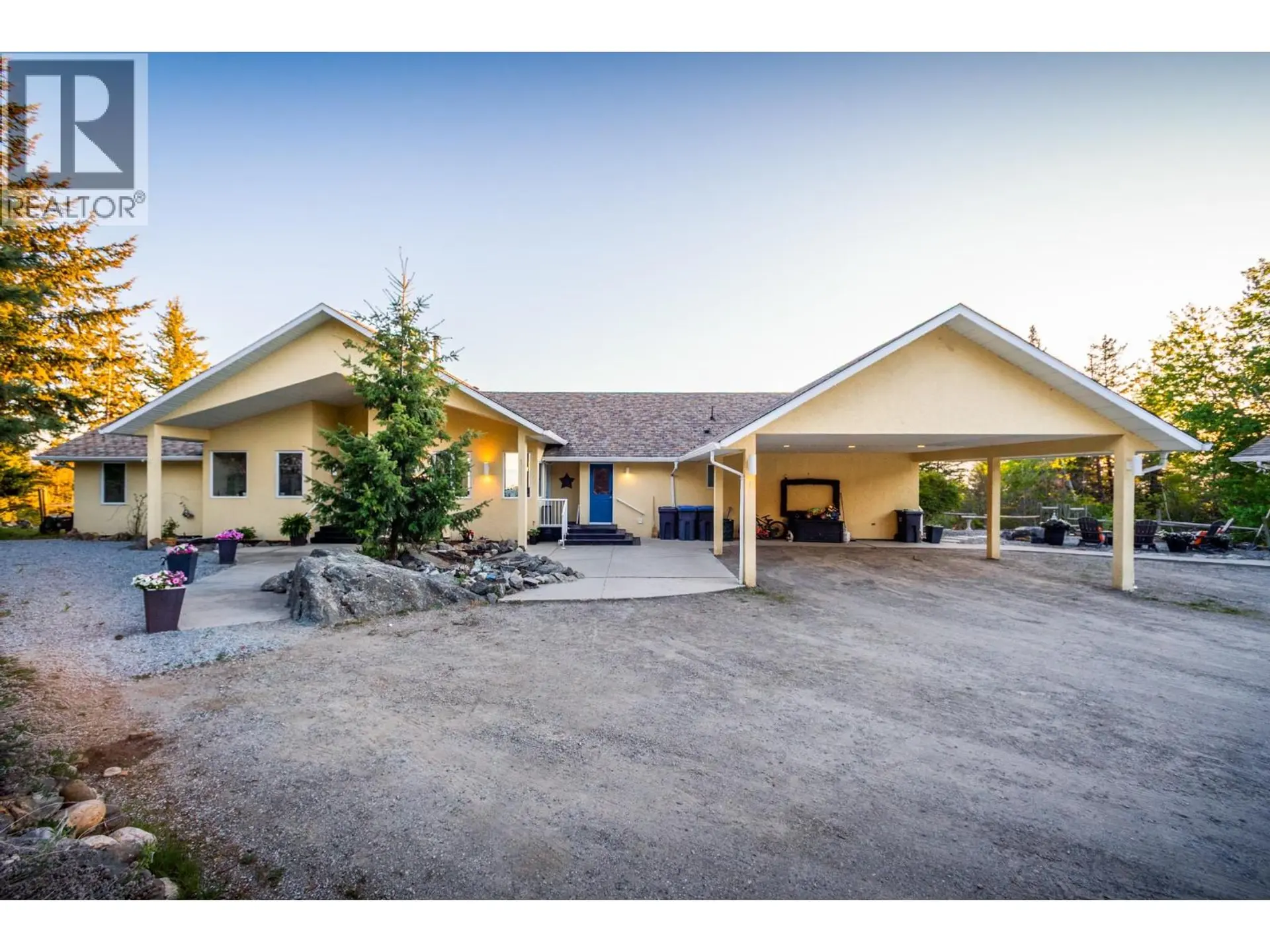 Property at 6720 Langley Court, Kelowna, BC