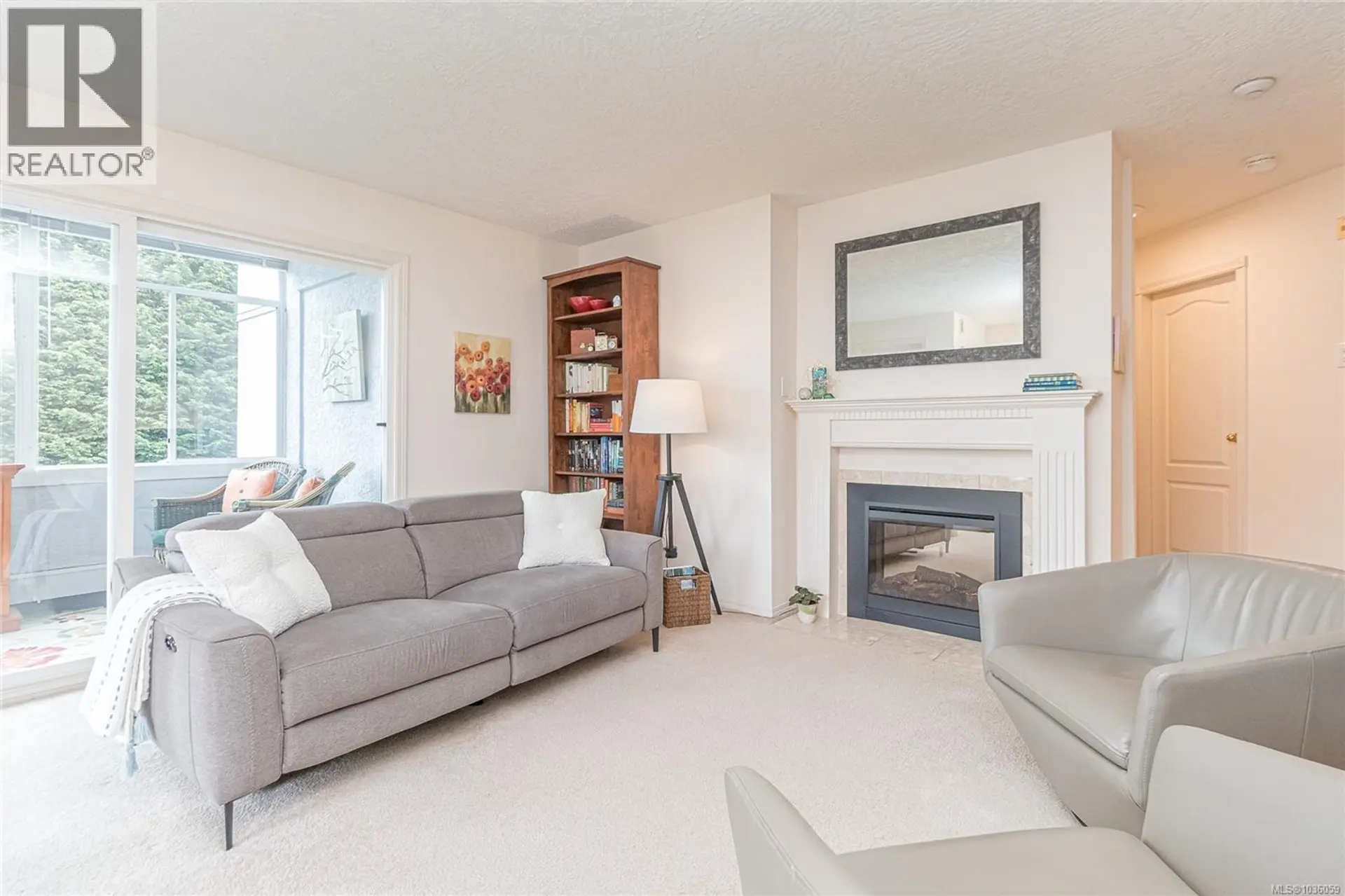 Property at #208 3931 Shelbourne St, Saanich, BC