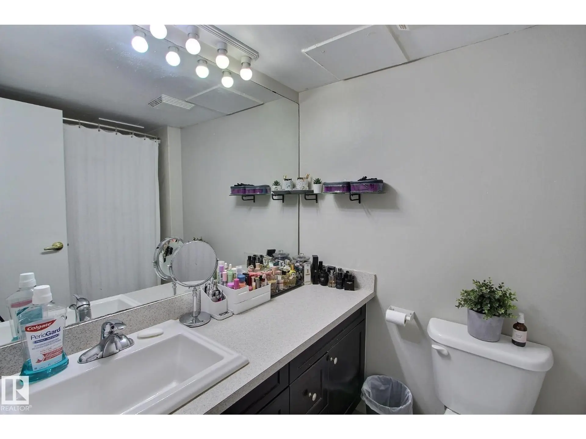 #508 9918 101 ST NW - Image 11