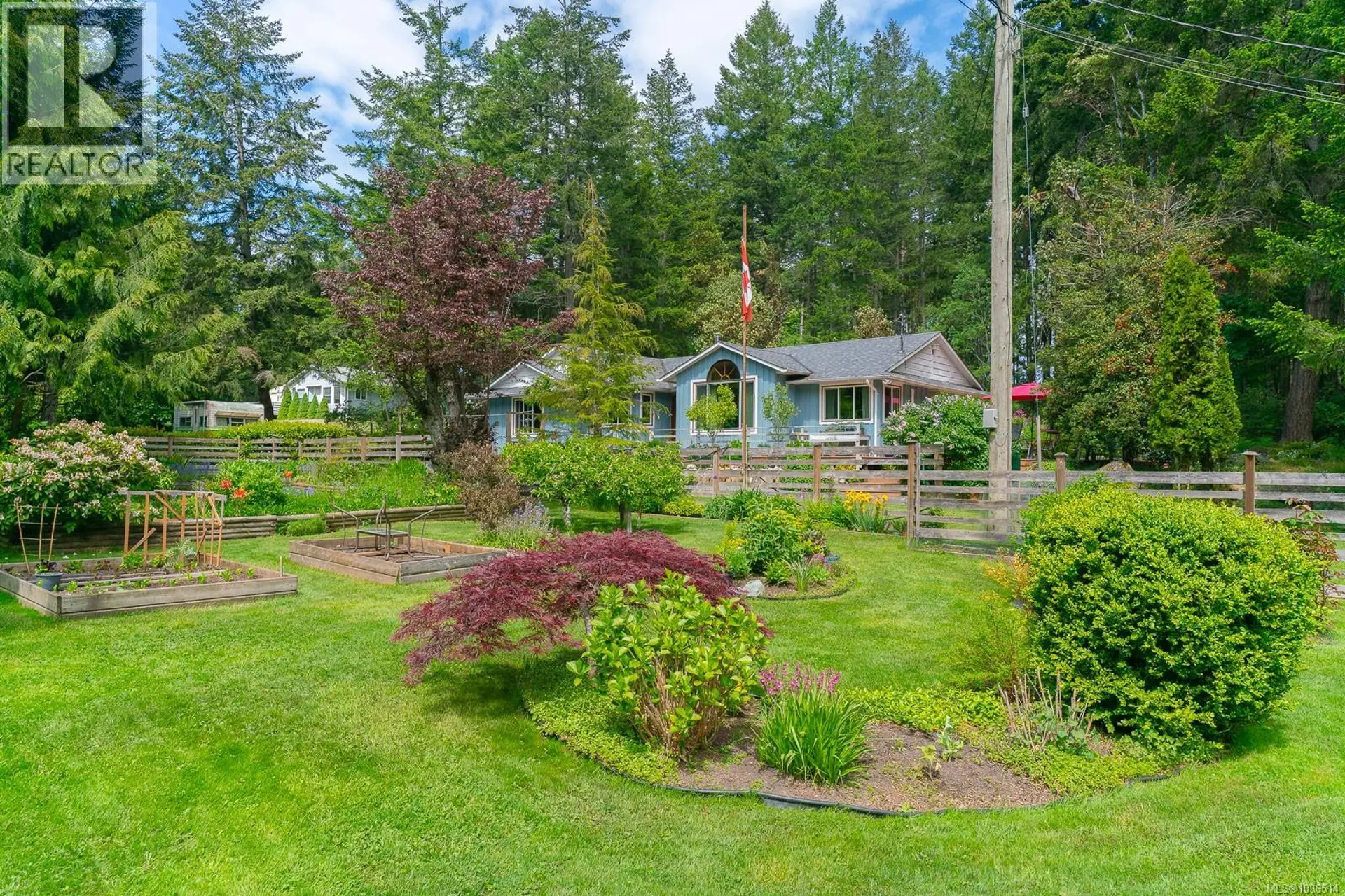 Property at 2742 Cedar Heights Cres, Nanaimo, BC