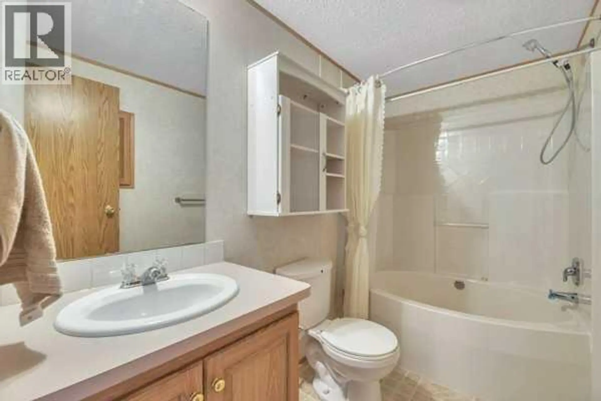 863 Brentwood Crescent - Image 13