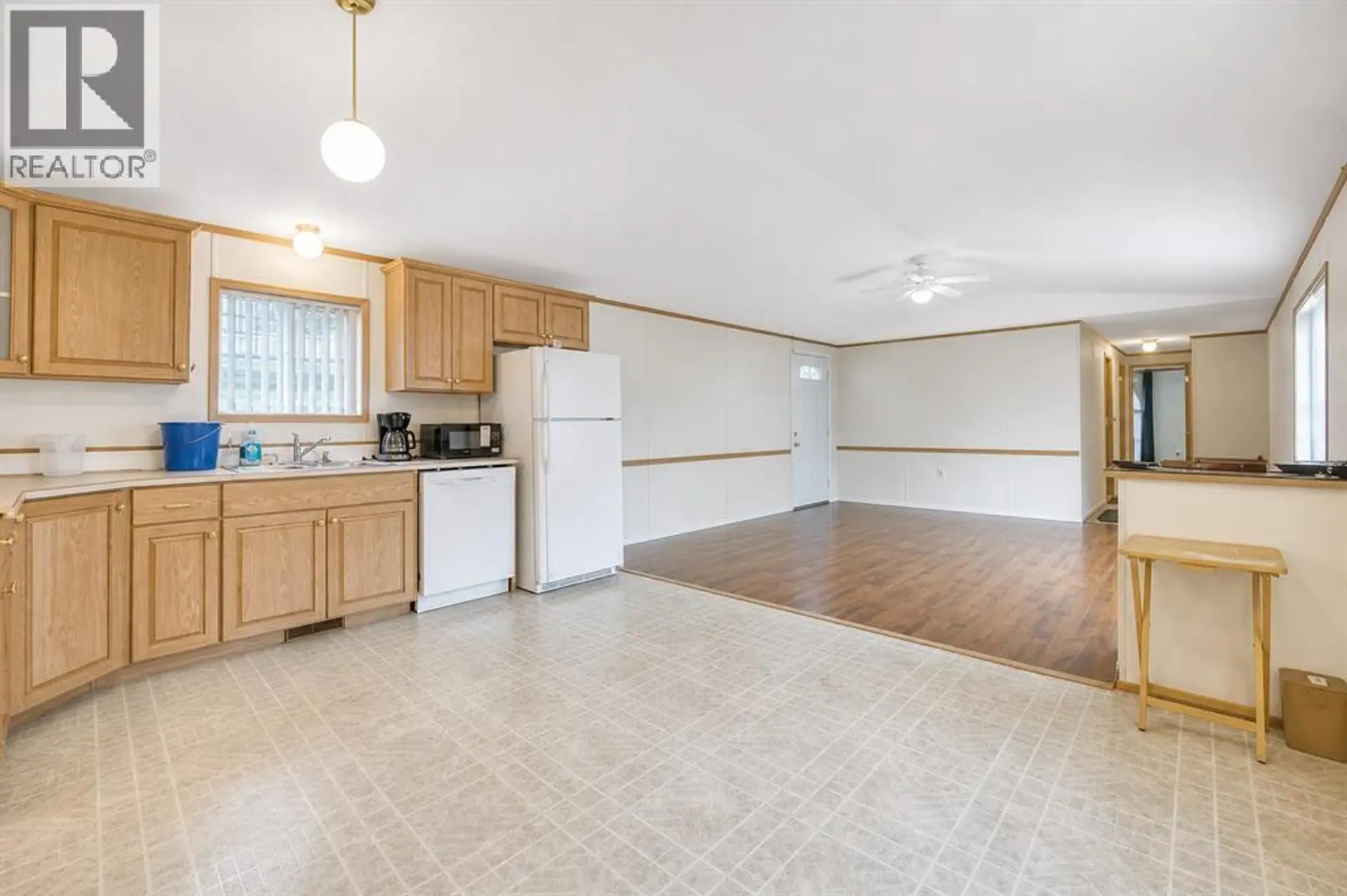 863 Brentwood Crescent - Image 6