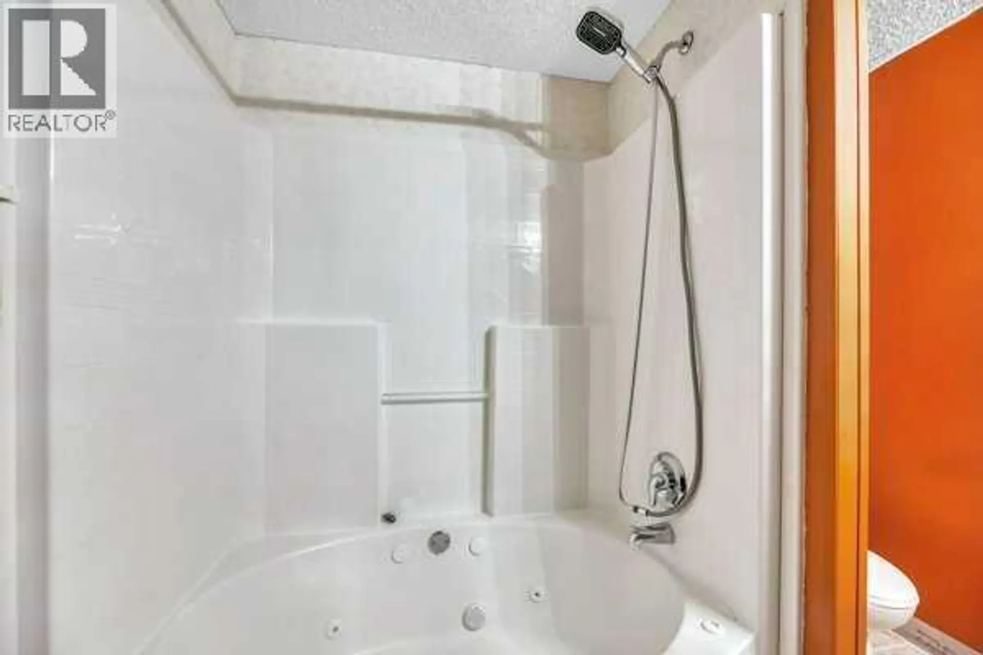 863 Brentwood Crescent - Image 18