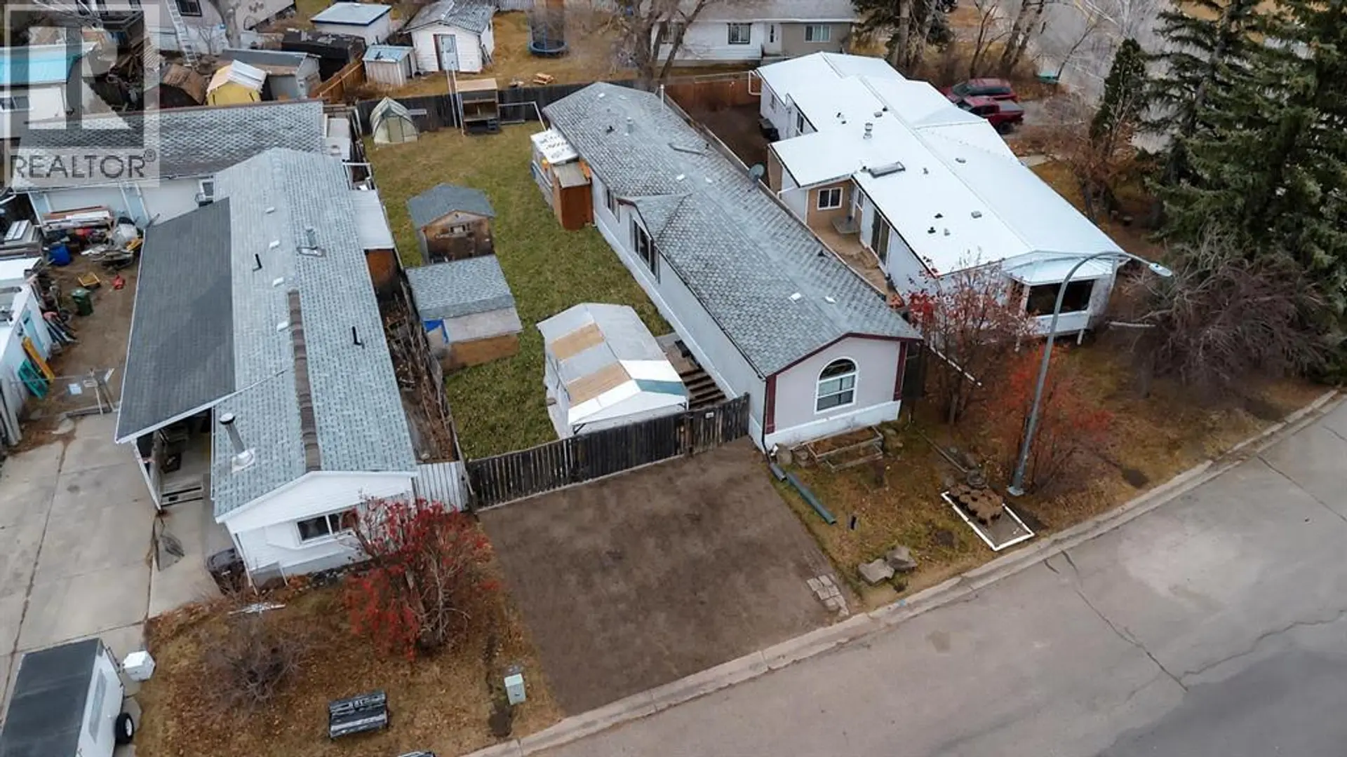 863 Brentwood Crescent - Image 19