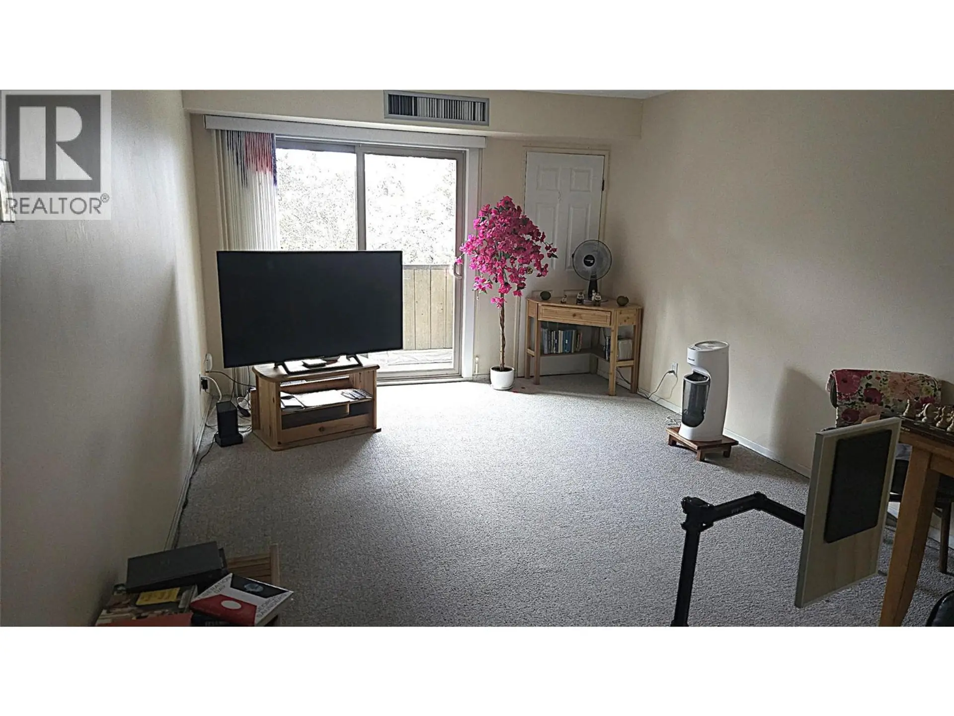#347 245 Gordonhorn Drive - Image 2