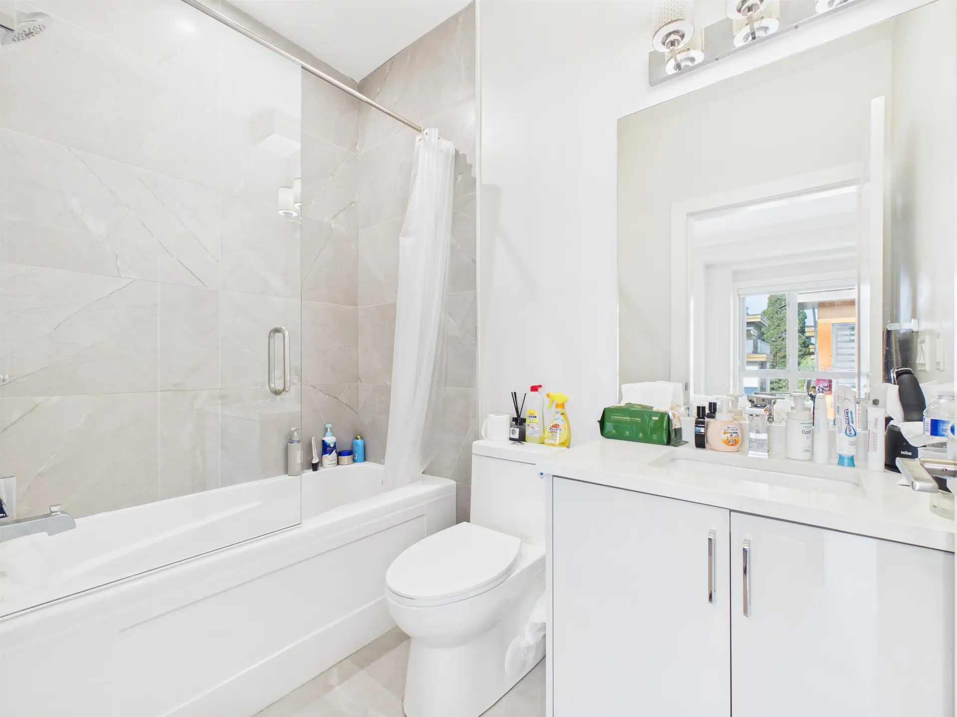 #23 7565 Oak Street - Image 12
