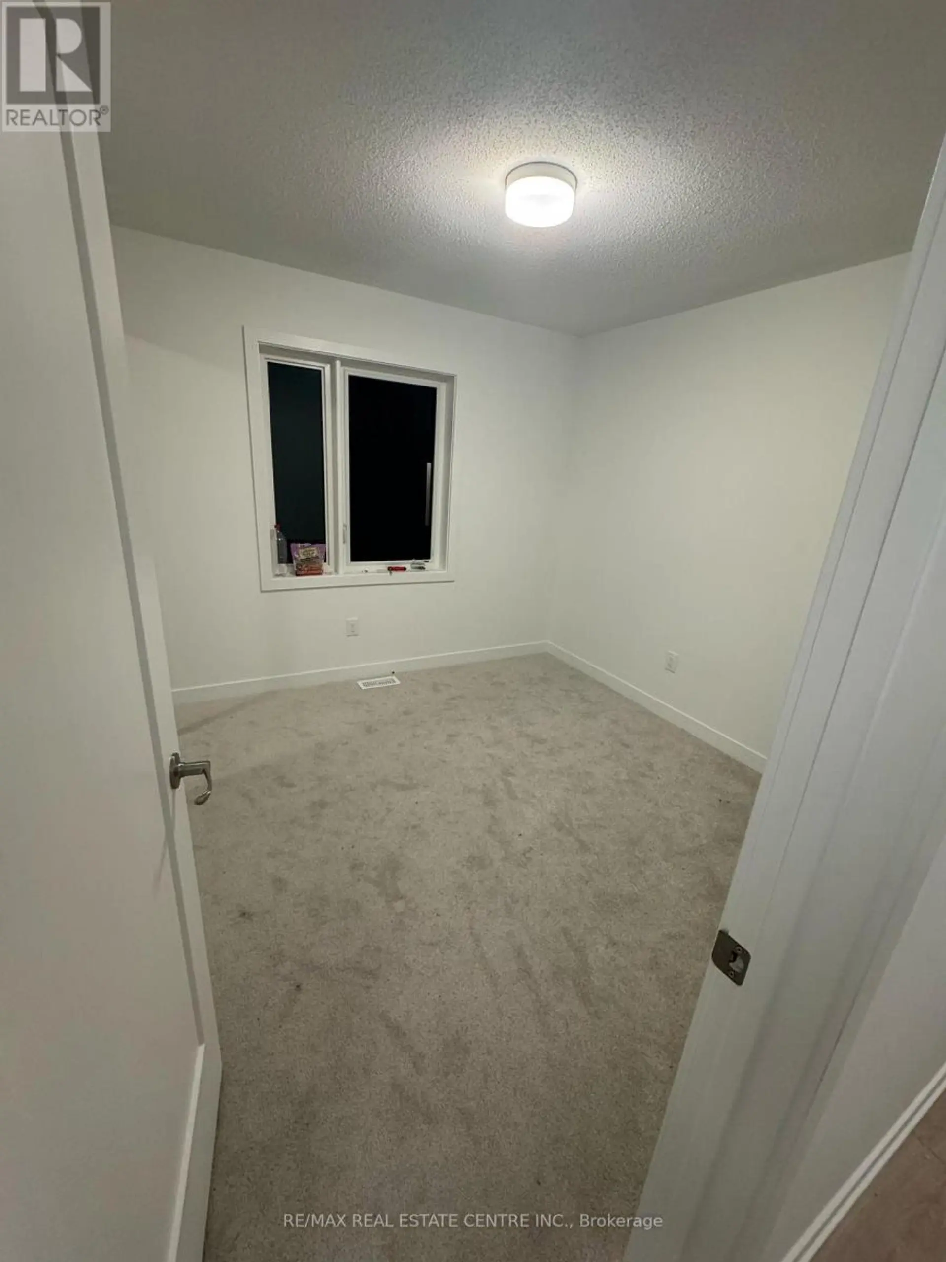 402 PARNIAN PVT PRIVATE - Image 9