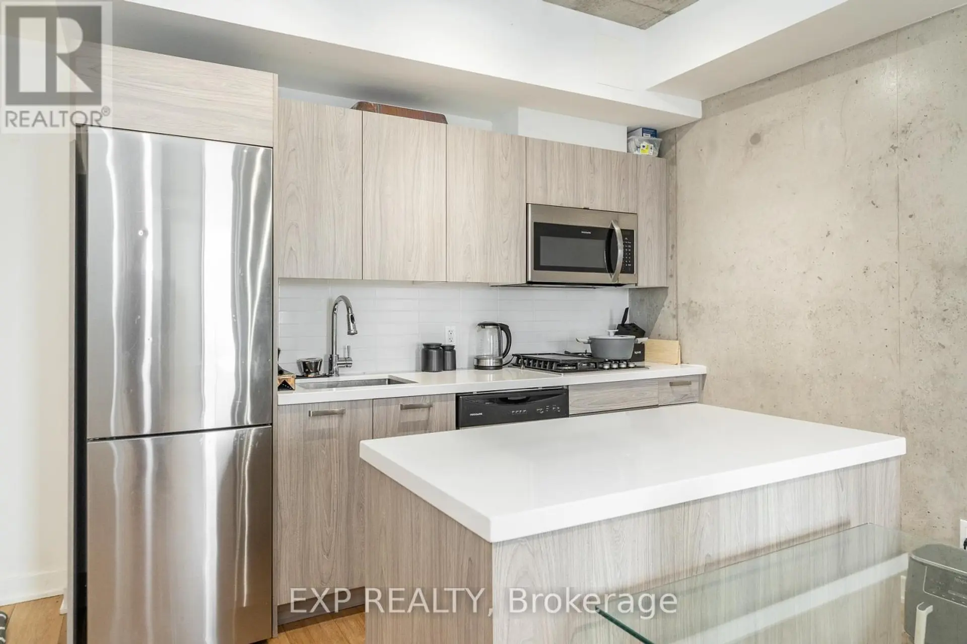 #1102 203 CATHERINE STREET - Image 8