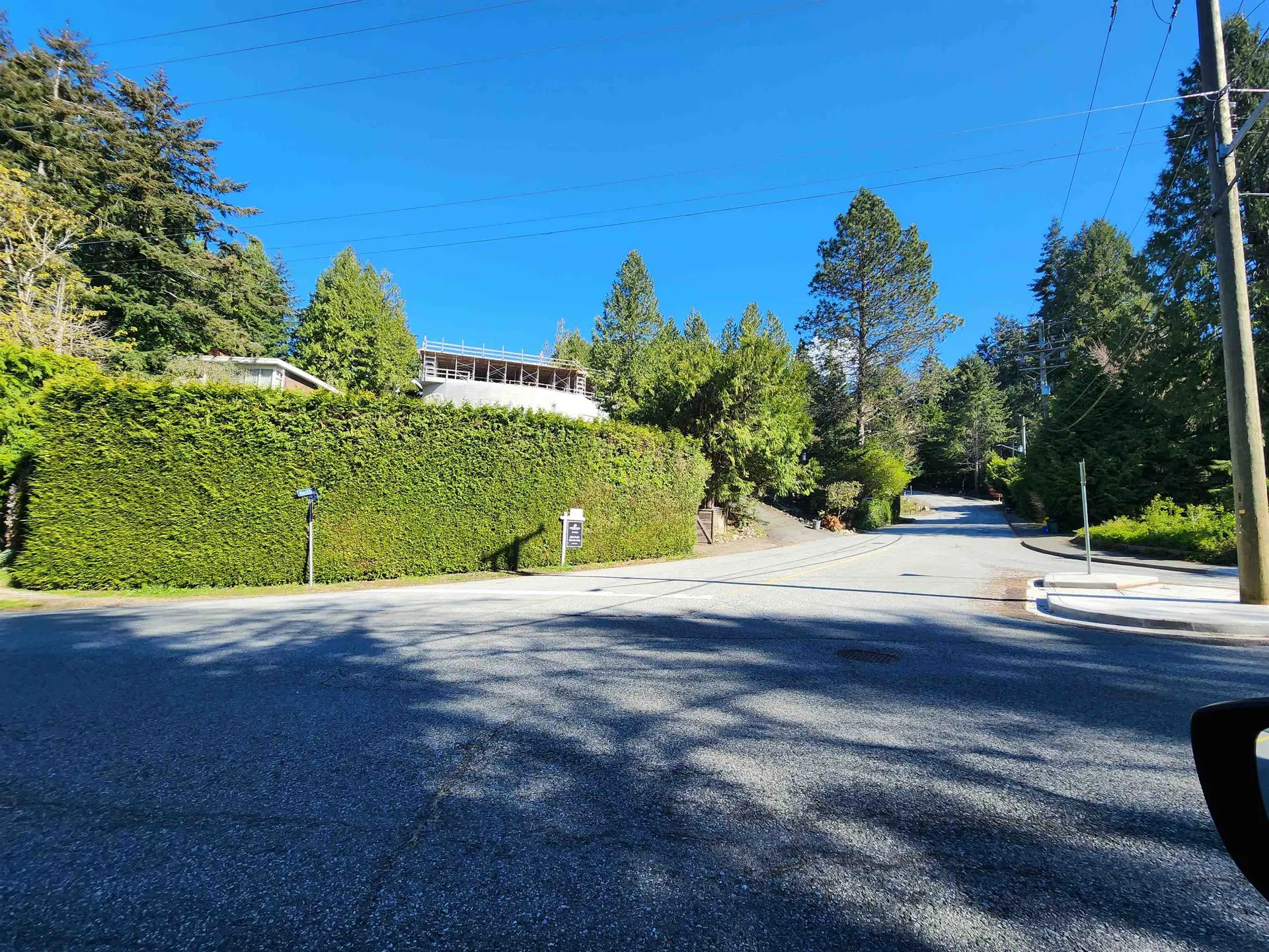 4405 Marine Drive - Image 12