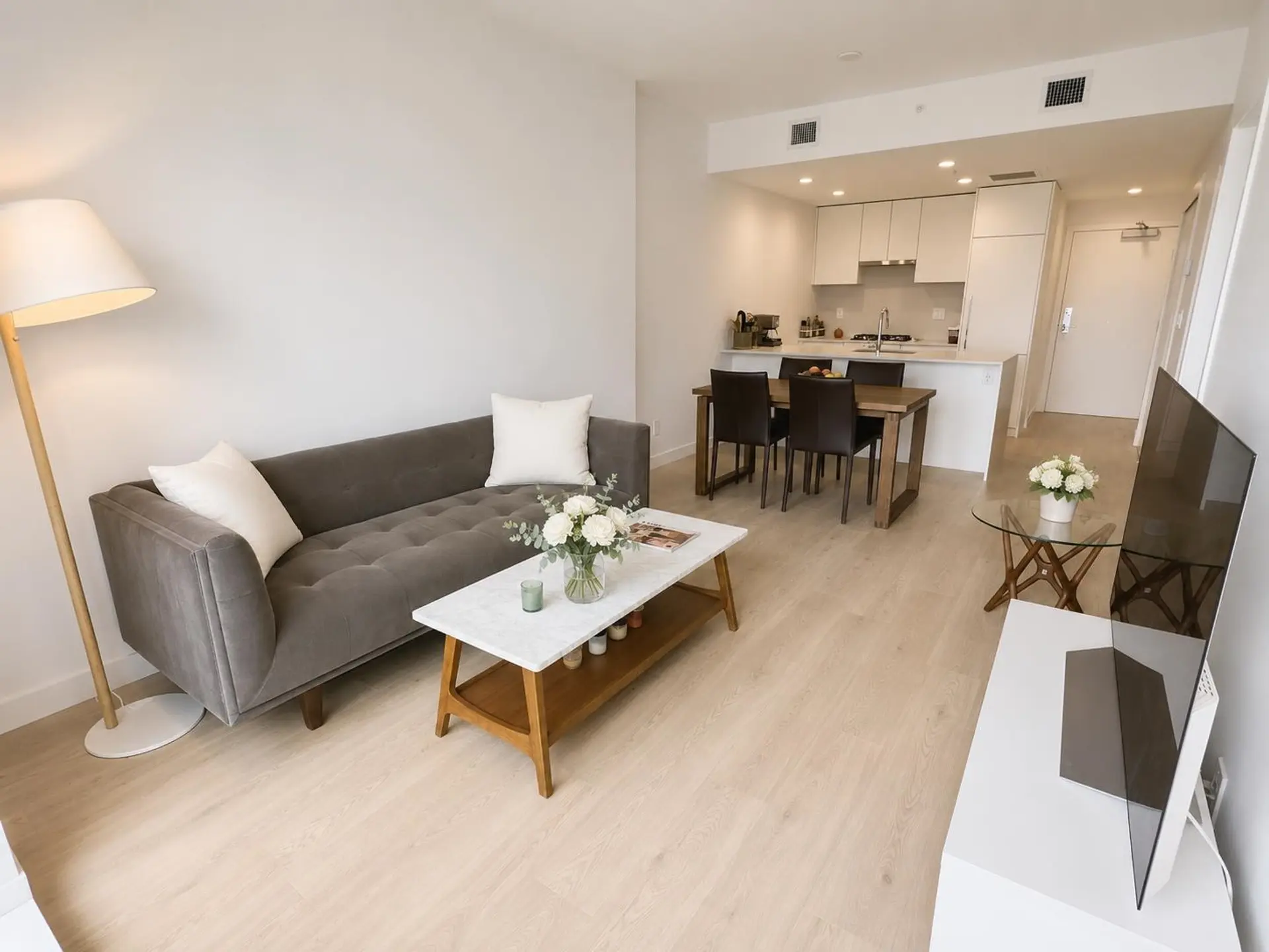 #2407 2181 Madison Avenue - Image 2