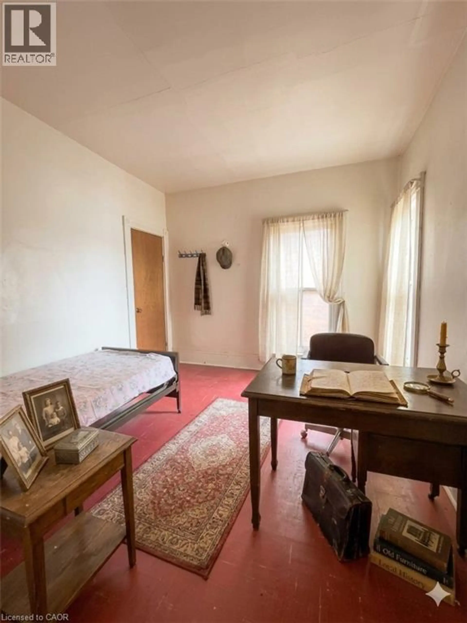 183 WILSON Street - Image 2