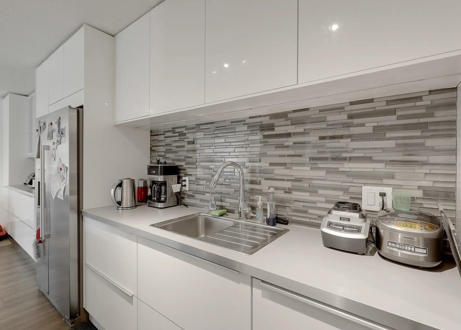 #503 250 W 1st Street - Image 2