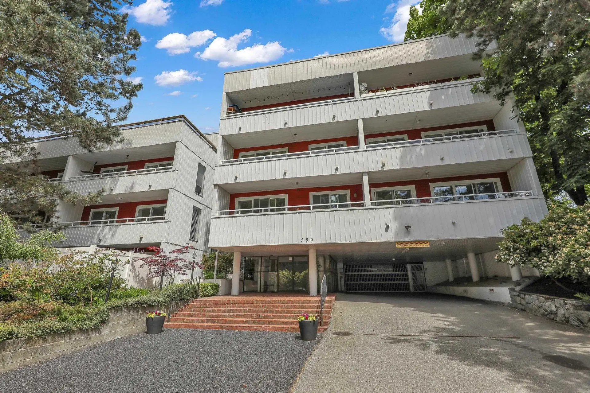 #503 250 W 1st Street - Image 14