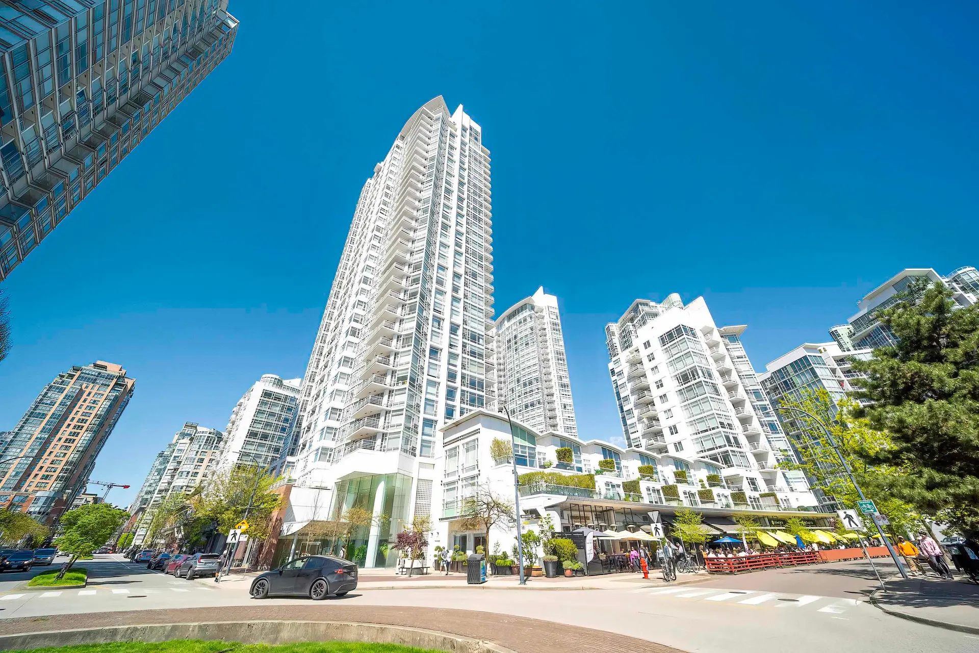 Property at #902 1199 Marinaside Crescent, Vancouver, BC