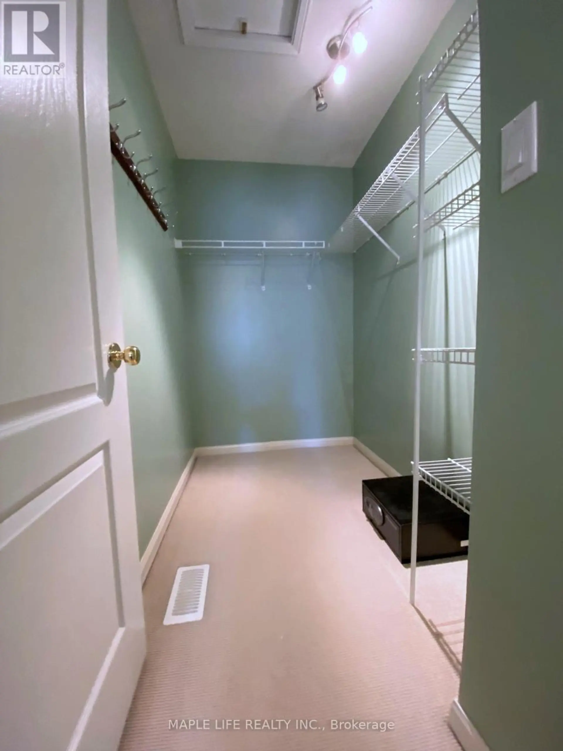 623 GRANDVIEW WAY - Image 17